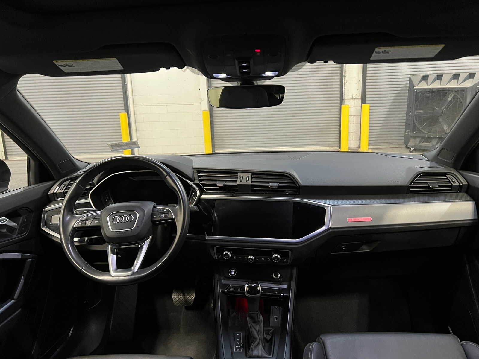 Thumbnail: 2021 Audi Q3 - 2