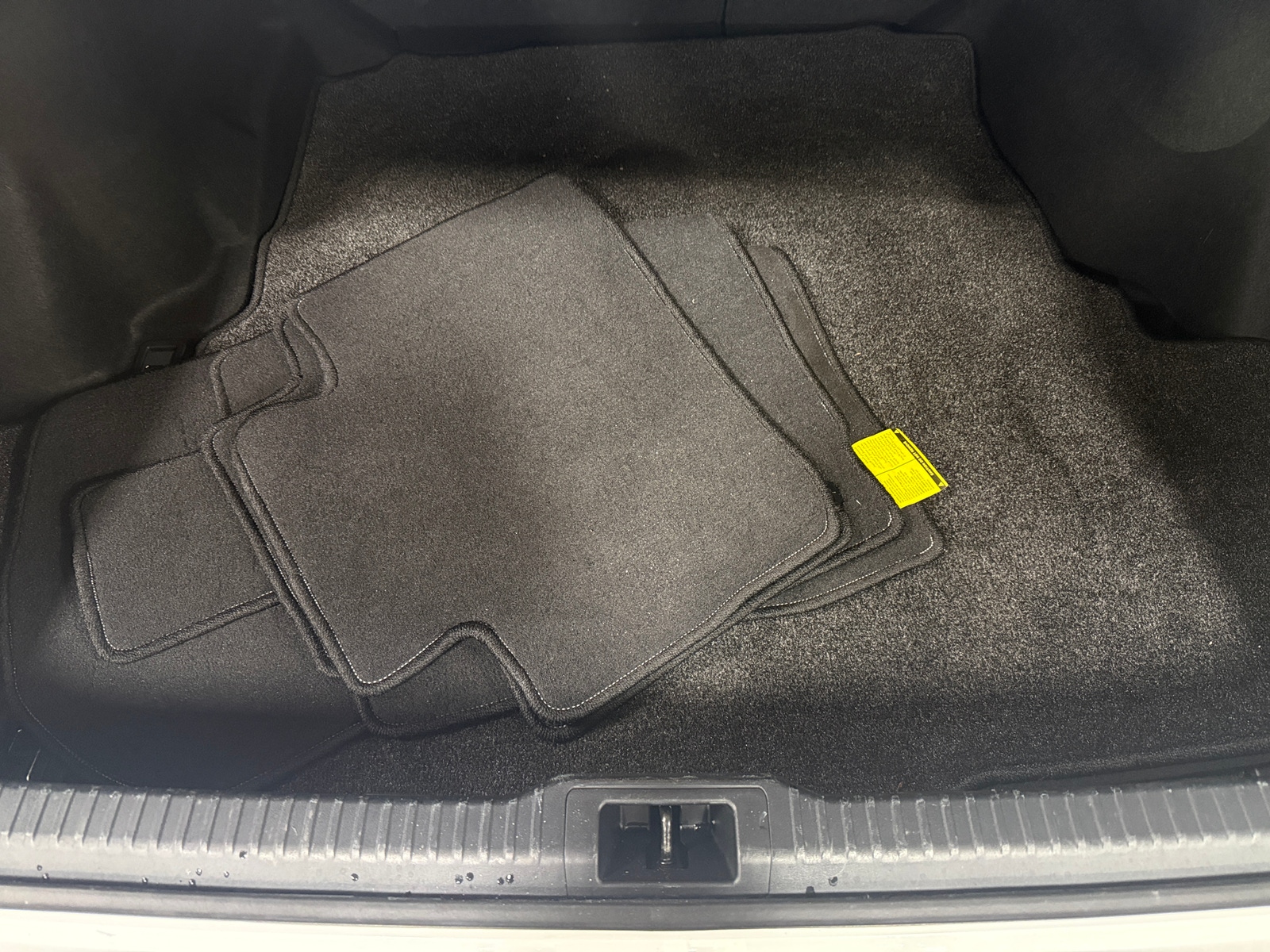 Thumbnail: 2023 Lexus IS - 6