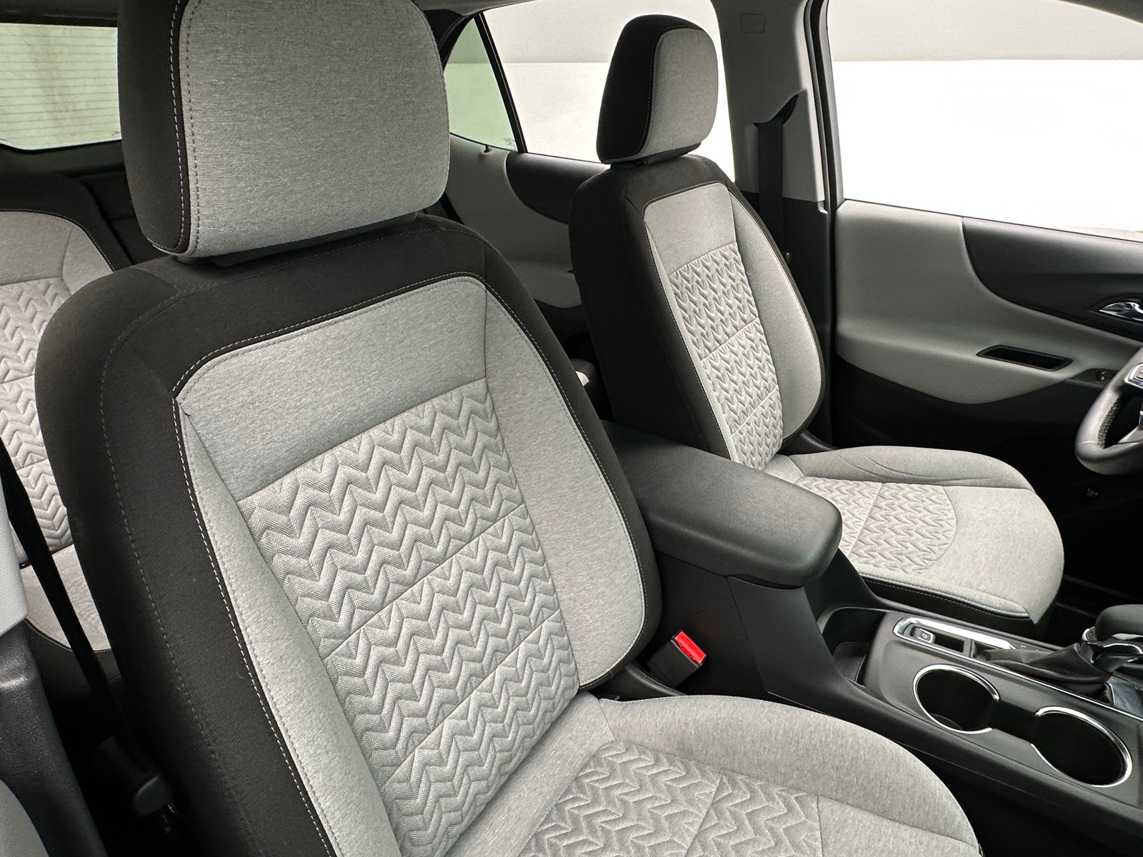 Thumbnail: 2024 Chevrolet Equinox - 2