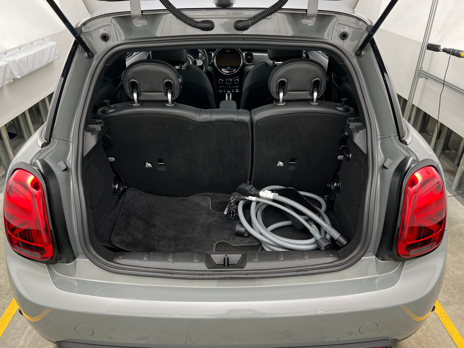 Thumbnail: 2023 MINI Cooper Hardtop - 6