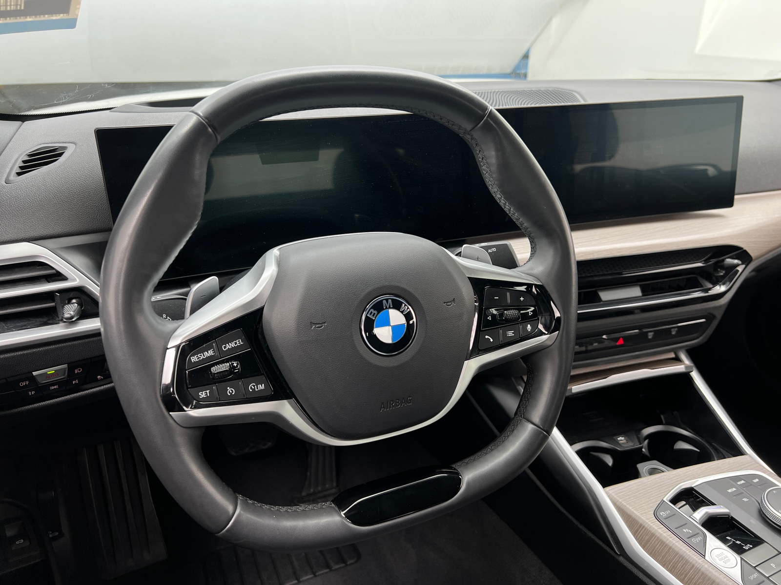 Thumbnail: 2025 BMW 4 Series - 4