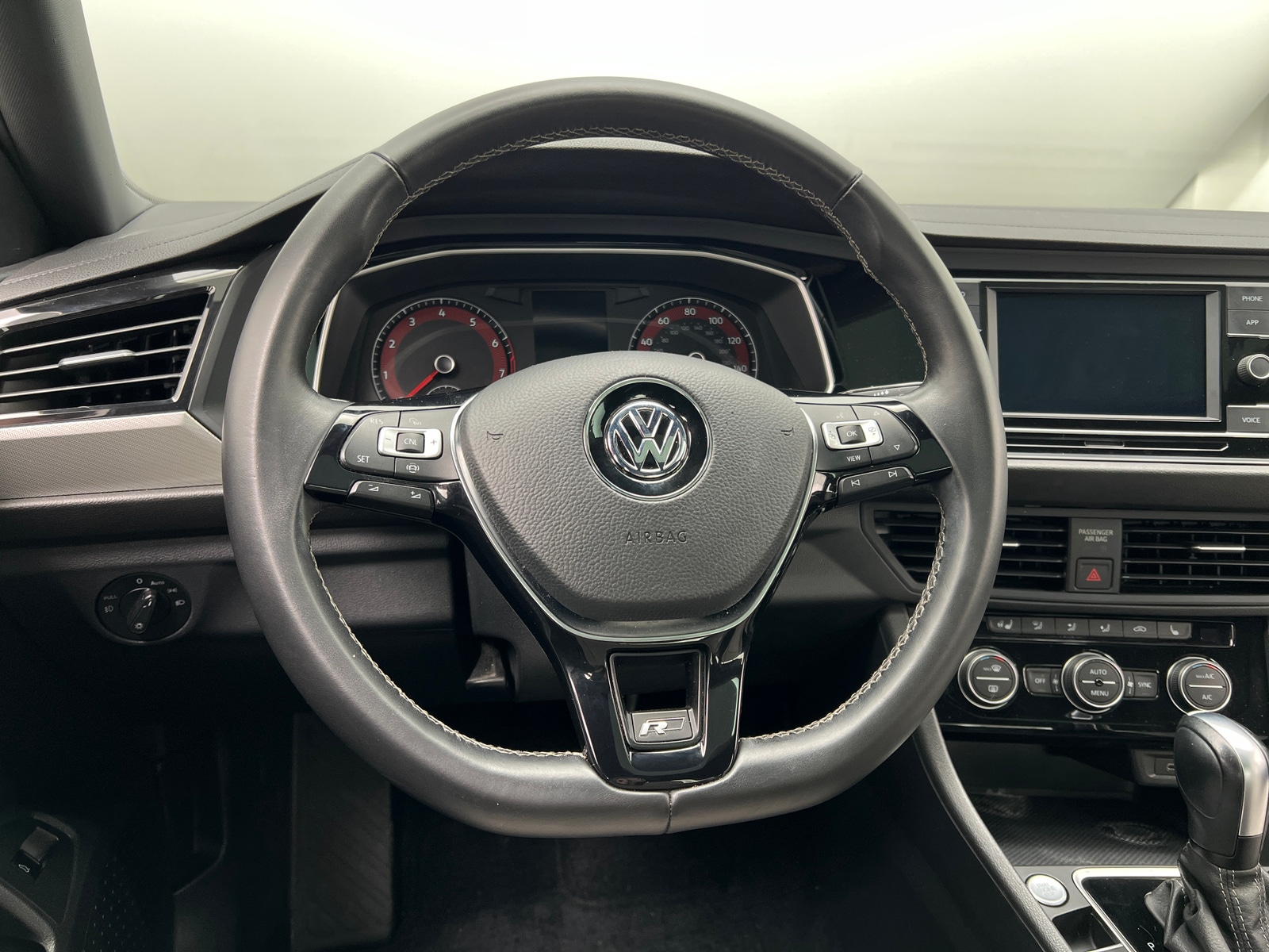 Thumbnail: 2020 Volkswagen Jetta - 4
