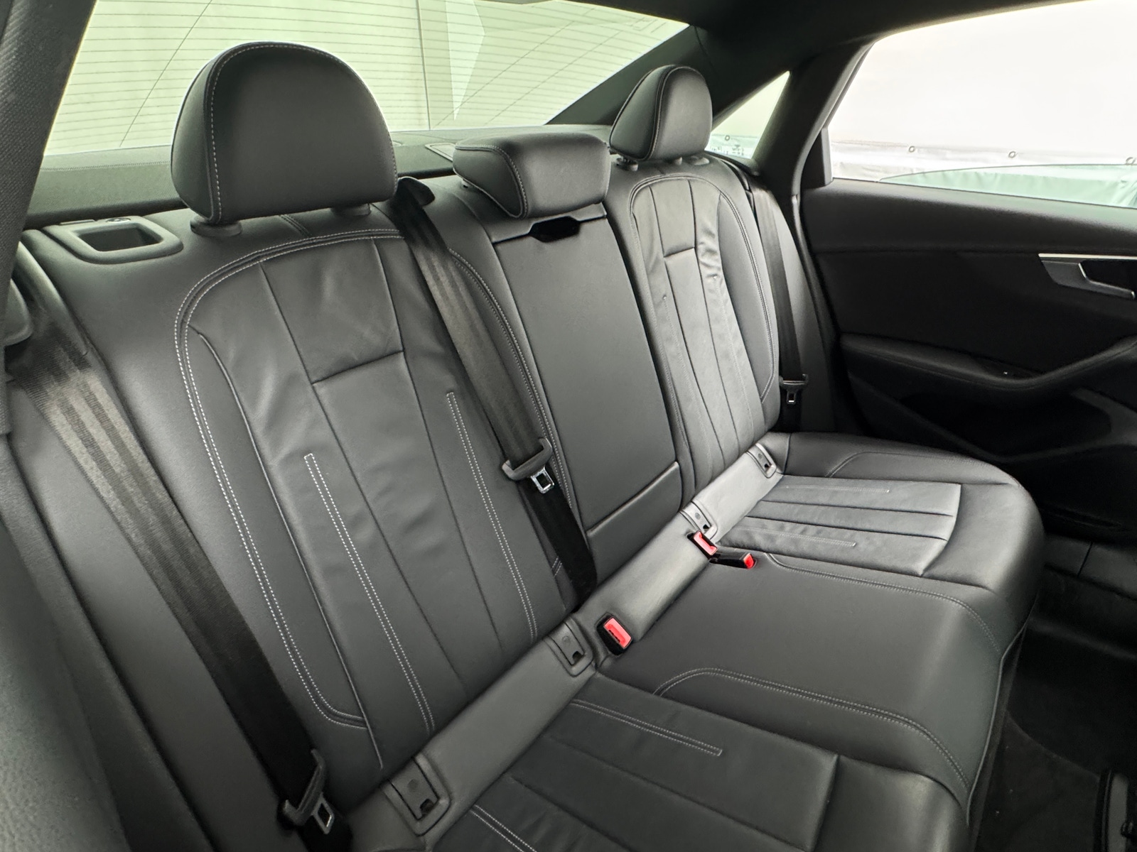 Thumbnail: 2022 Audi A4 - 5