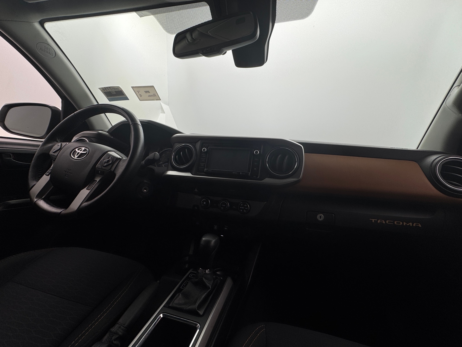 Thumbnail: 2019 Toyota Tacoma - 3