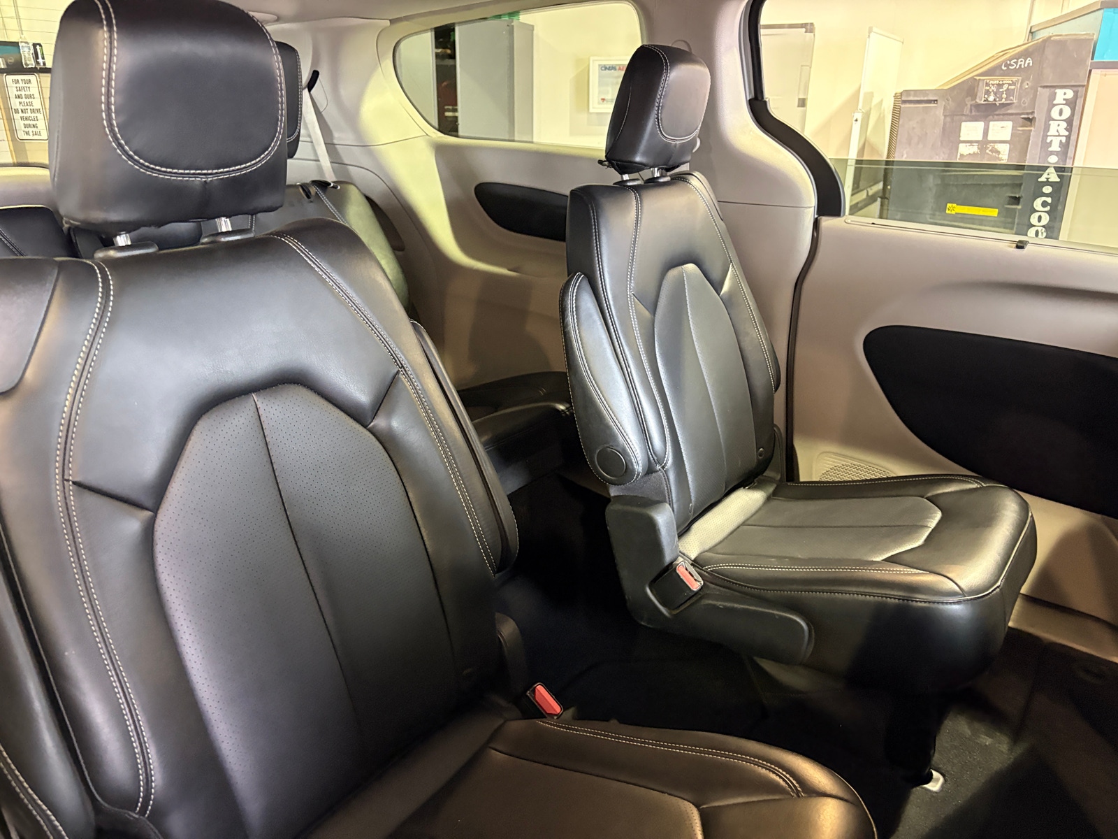 Thumbnail: 2024 Chrysler Pacifica - 5