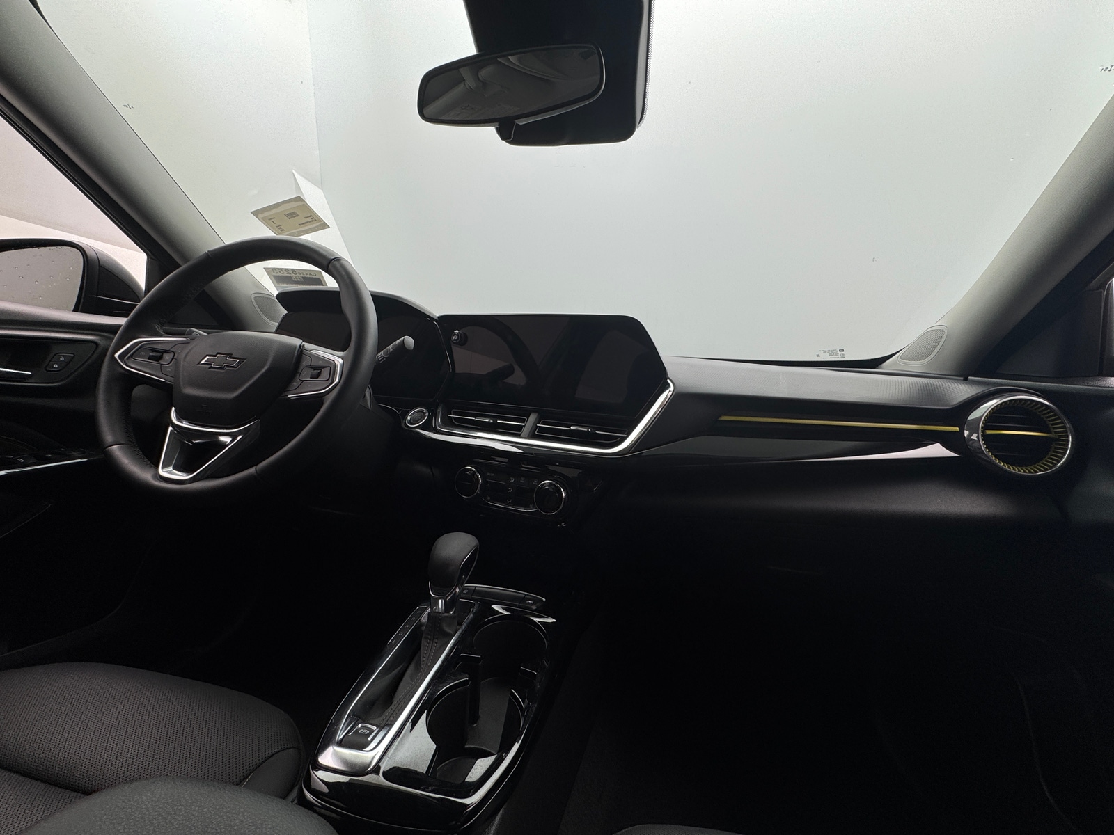 Thumbnail: 2024 Chevrolet Trax - 2