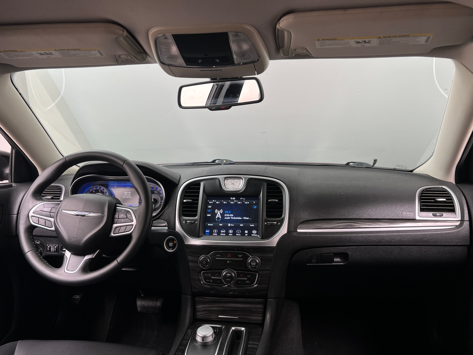 Thumbnail: 2019 Chrysler 300 - 3