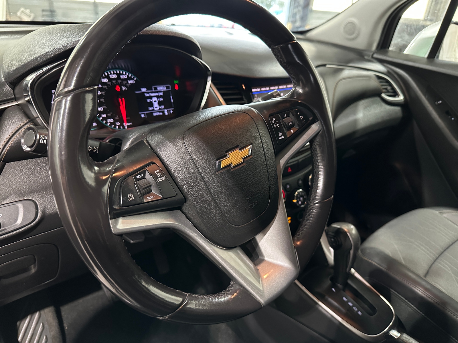 Thumbnail: 2020 Chevrolet Trax - 5