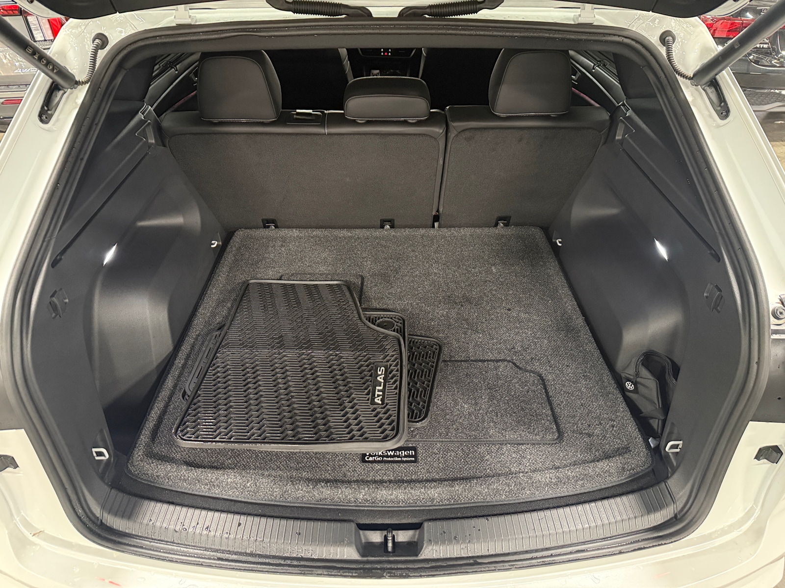 Thumbnail: 2025 Volkswagen Atlas - 6