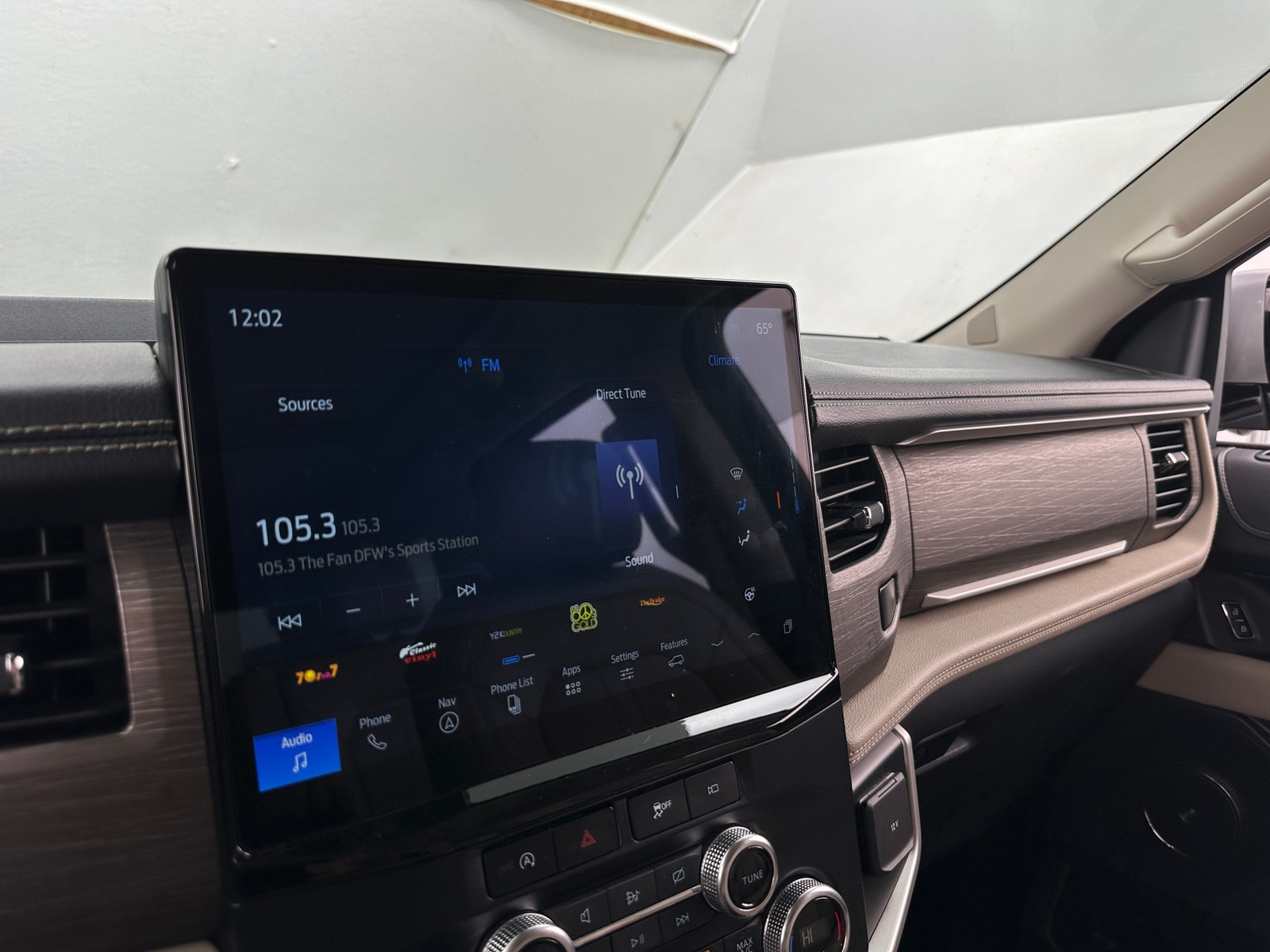 Thumbnail: 2024 Ford Expedition MAX - 3