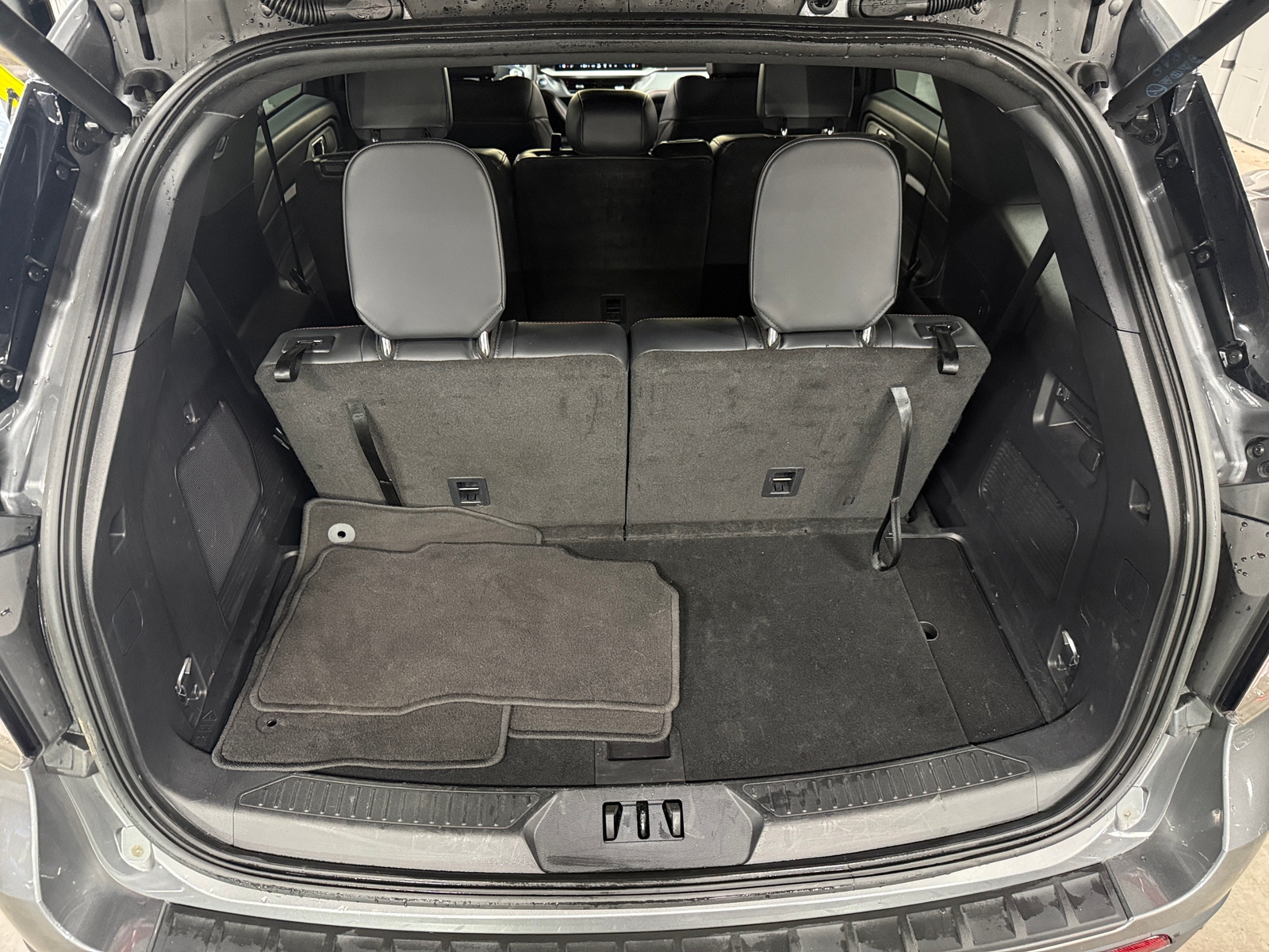 Thumbnail: 2025 Ford Explorer - 6