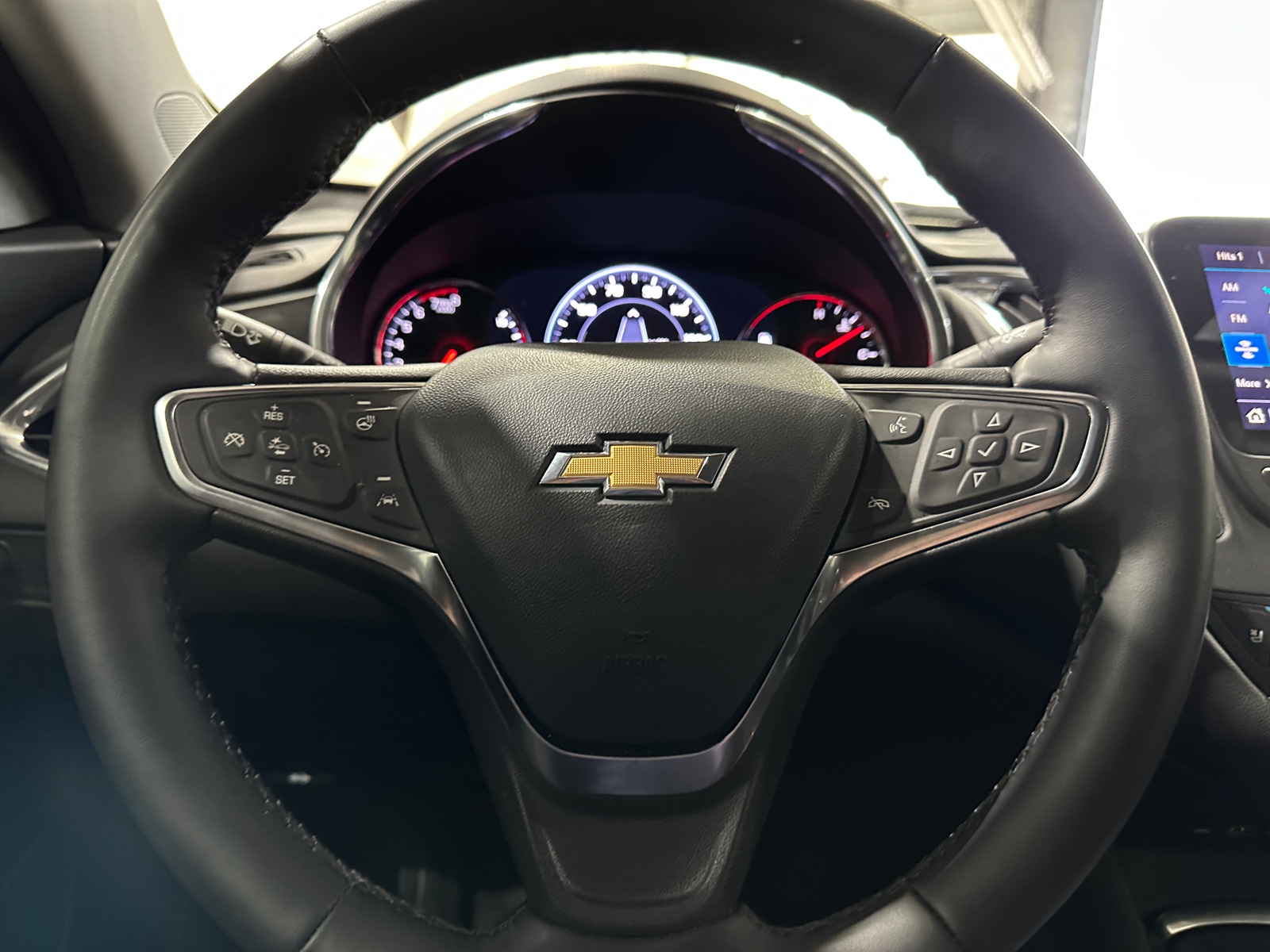 Thumbnail: 2025 Chevrolet Malibu - 4