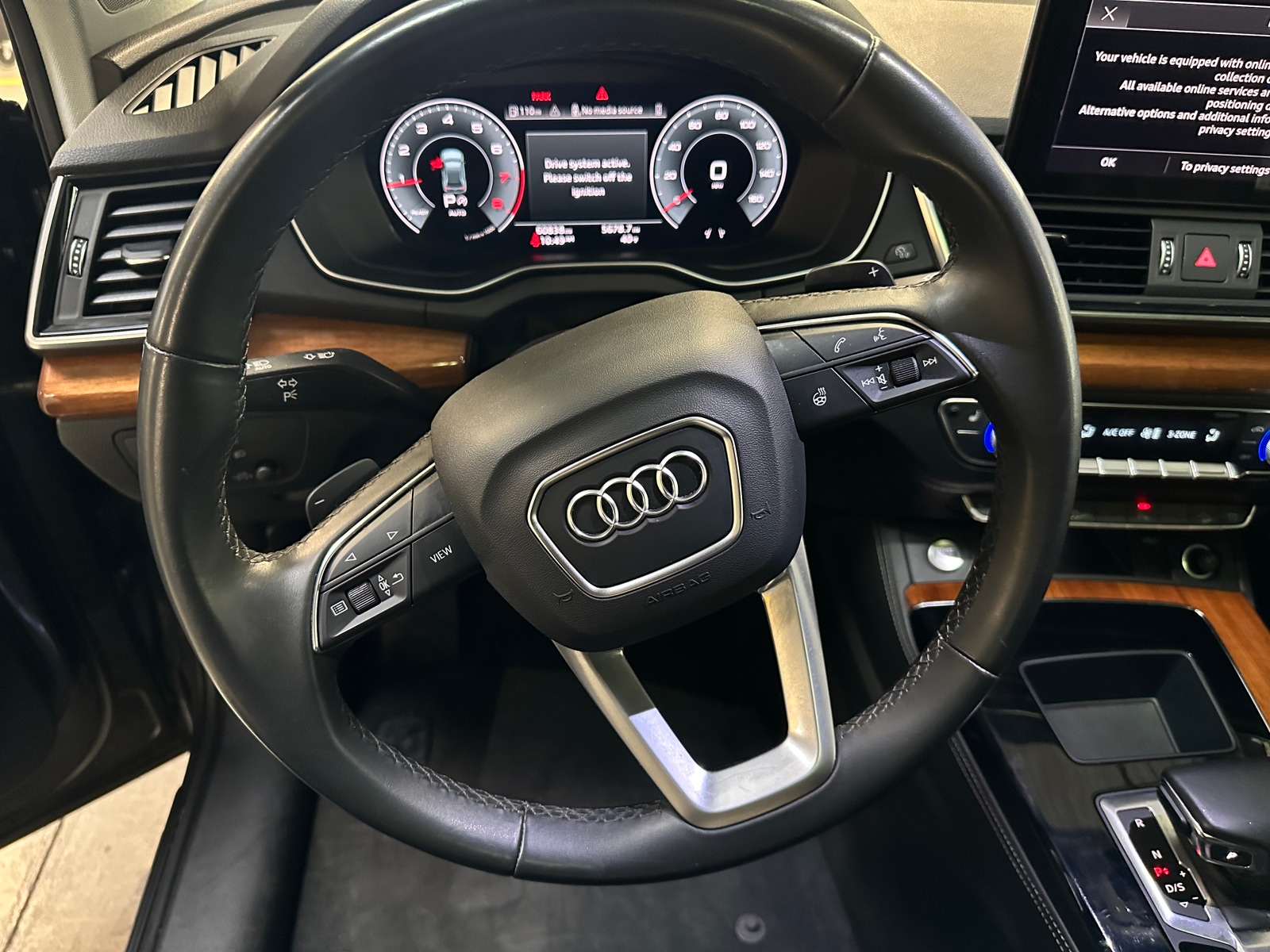 Thumbnail: 2023 Audi Q5 - 4