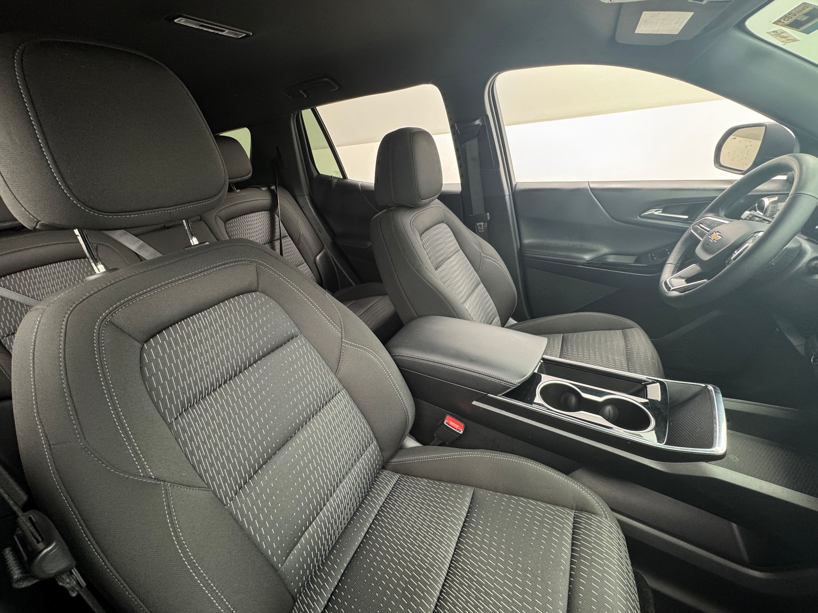 Thumbnail: 2025 Chevrolet Equinox - 2