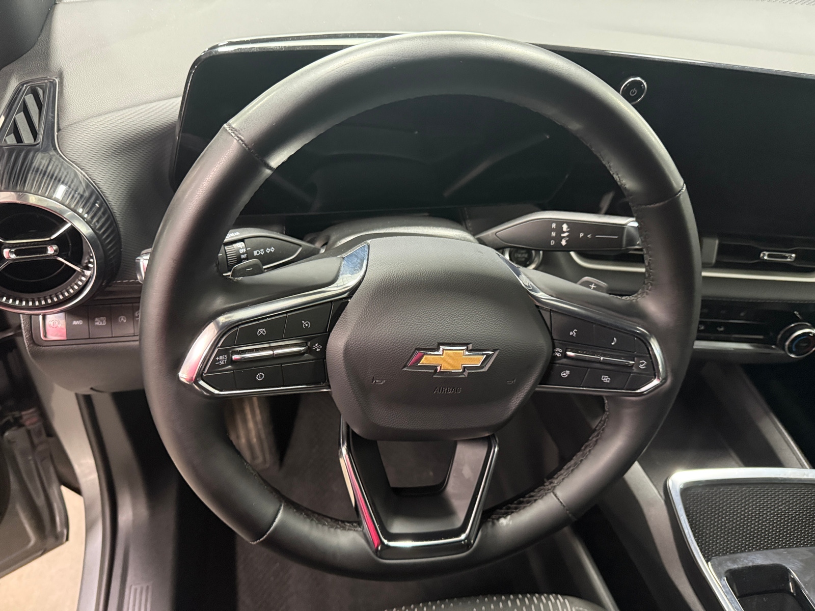 Thumbnail: 2025 Chevrolet Equinox - 5