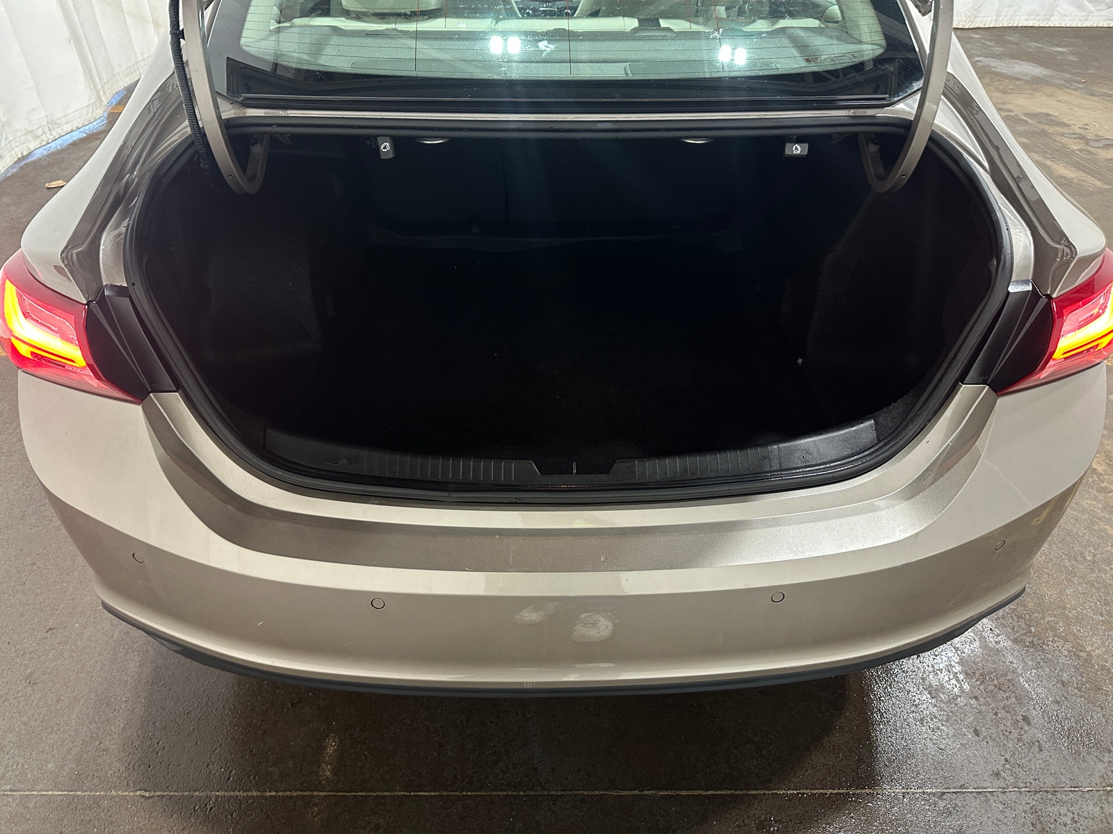 Thumbnail: 2024 Chevrolet Malibu - 6