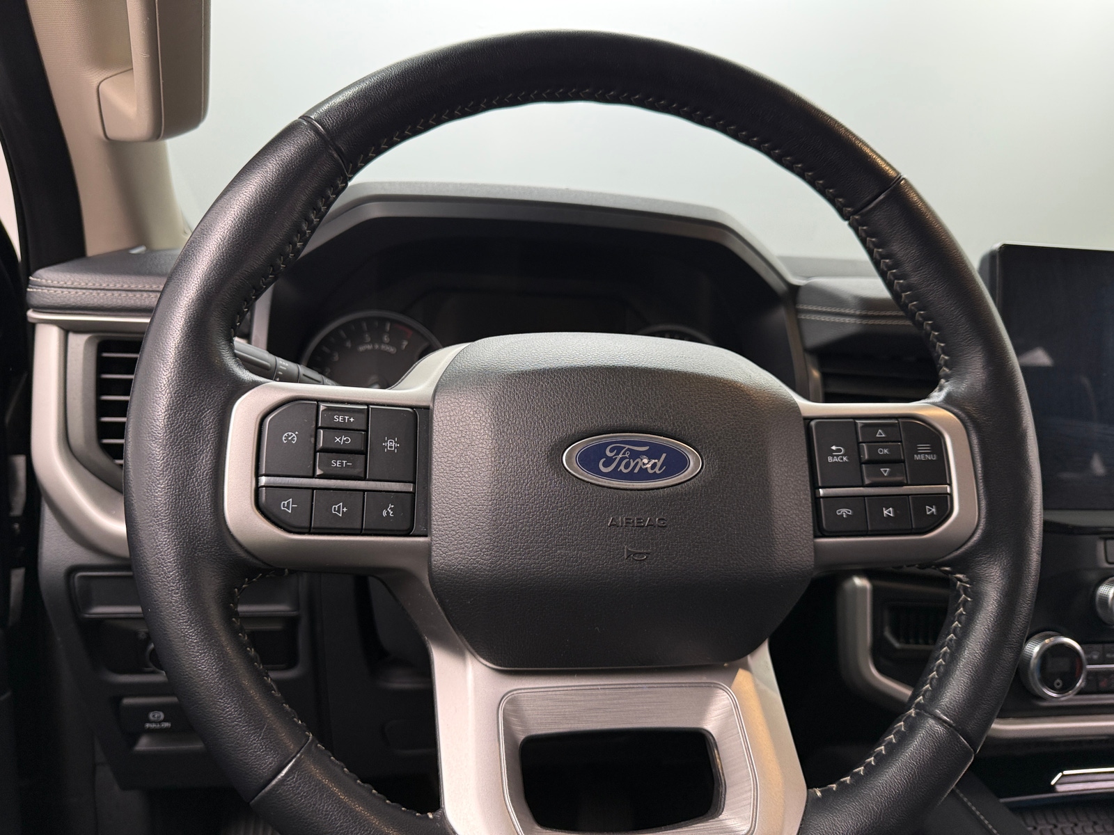 Thumbnail: 2023 Ford Expedition - 5