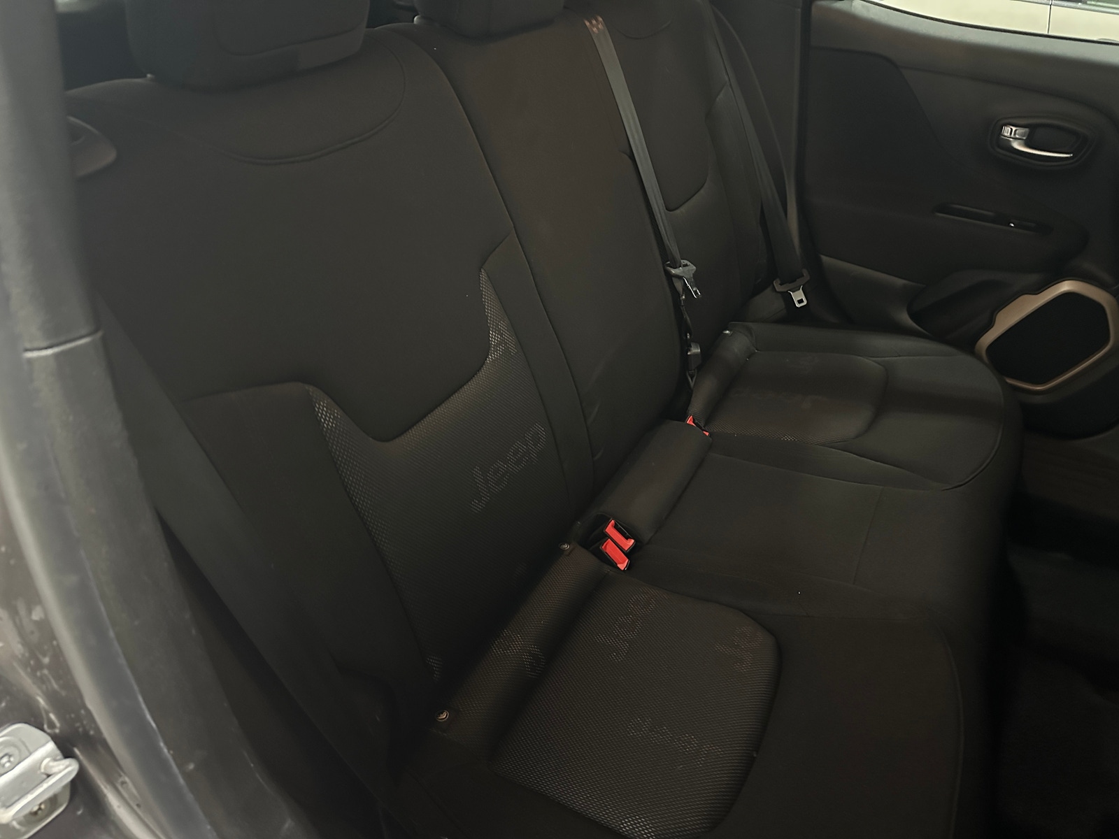 Thumbnail: 2016 Jeep Renegade - 6