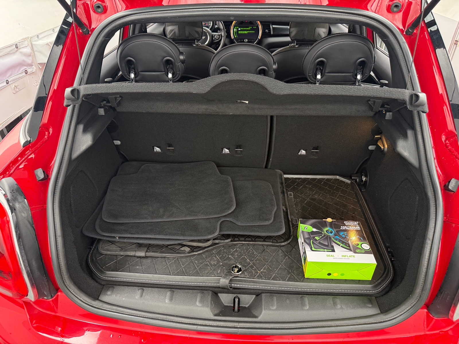 Thumbnail: 2016 MINI Cooper Hardtop - 6