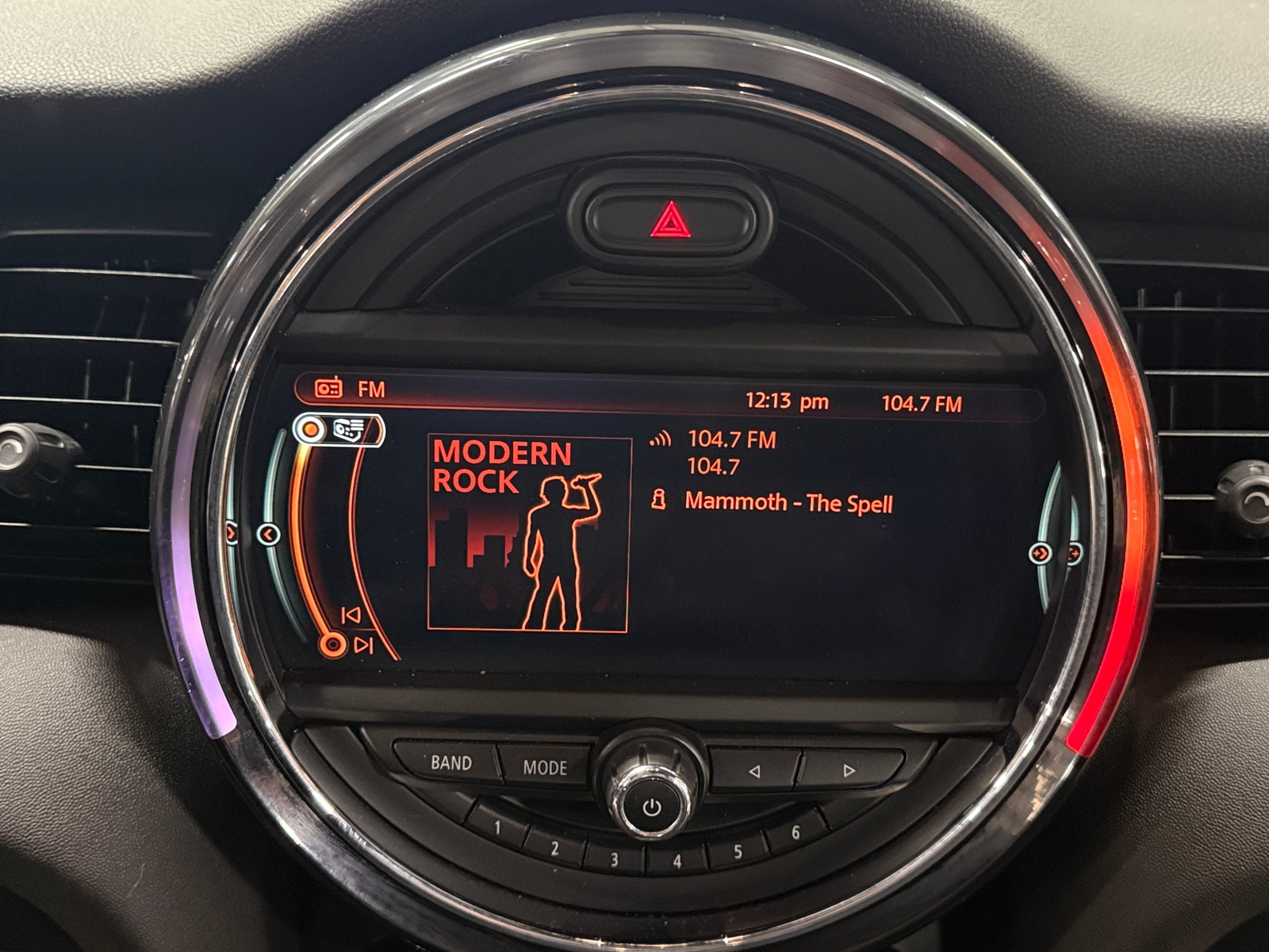 Thumbnail: 2016 MINI Cooper Hardtop - 3