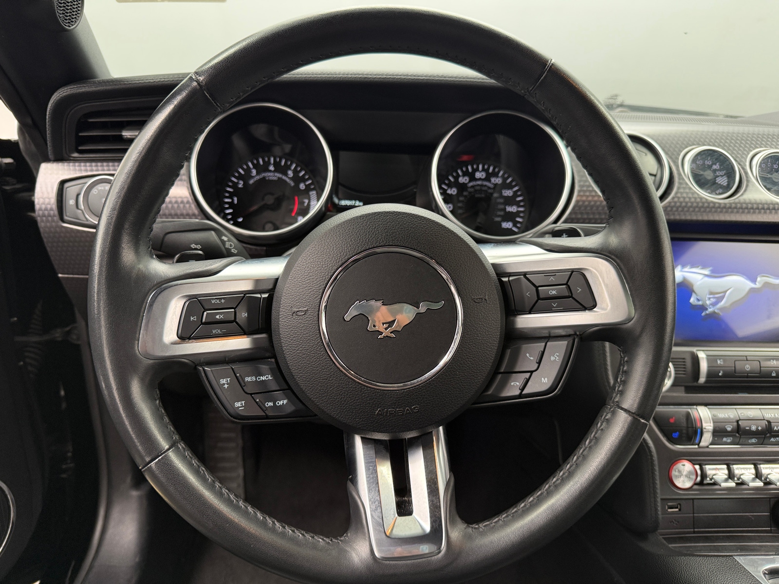 Thumbnail: 2019 Ford Mustang - 4