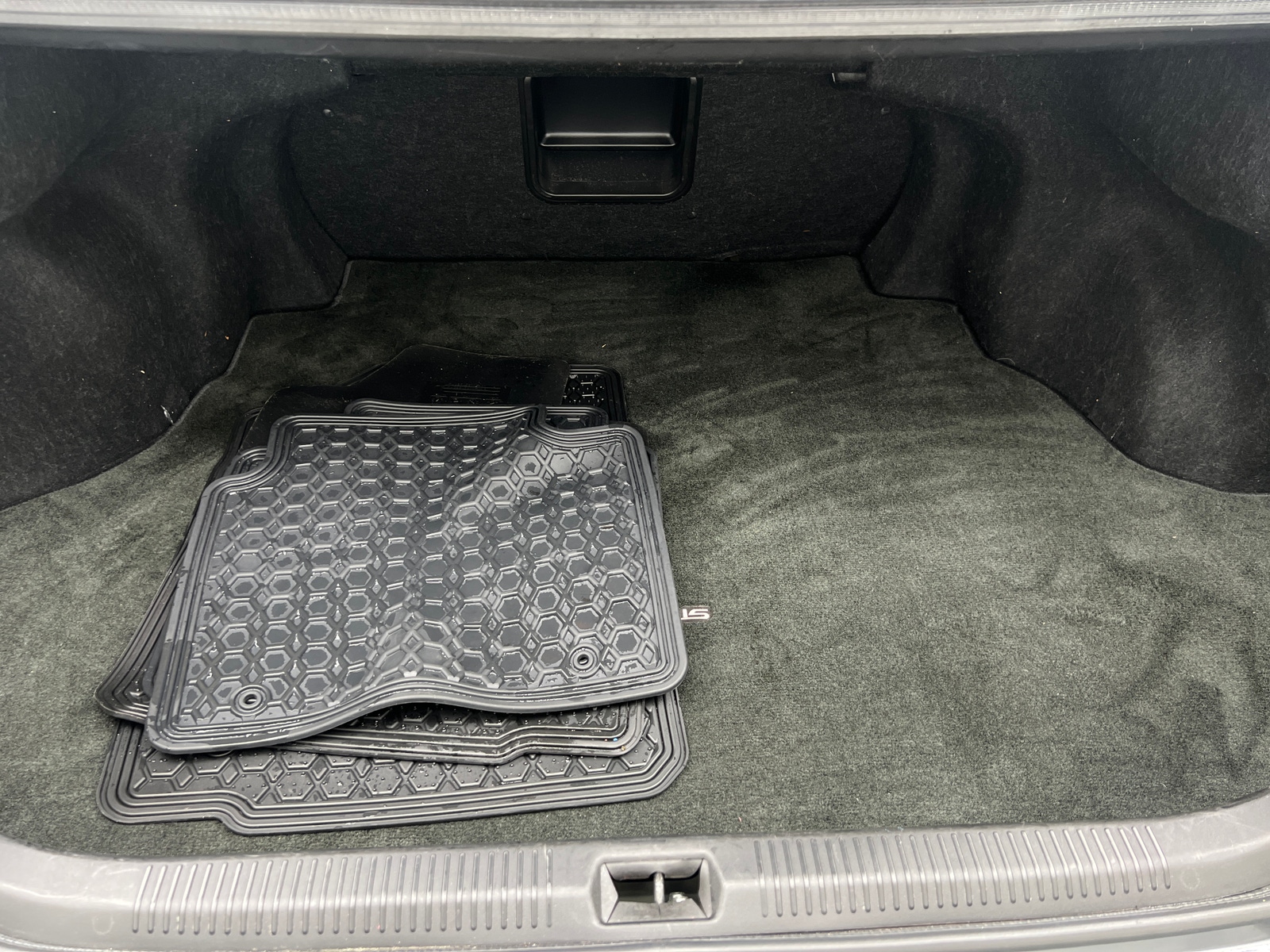 Thumbnail: 2010 Lexus ES - 6