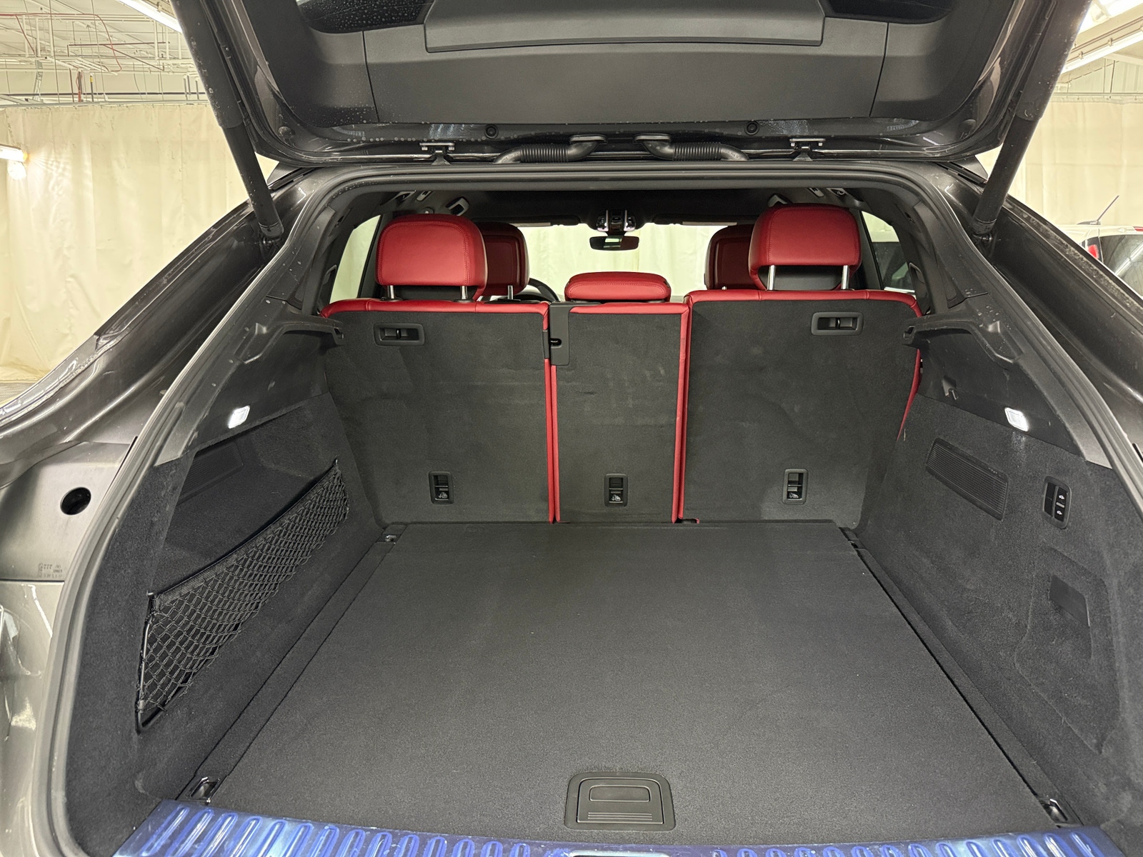 Thumbnail: 2021 Porsche  - 6