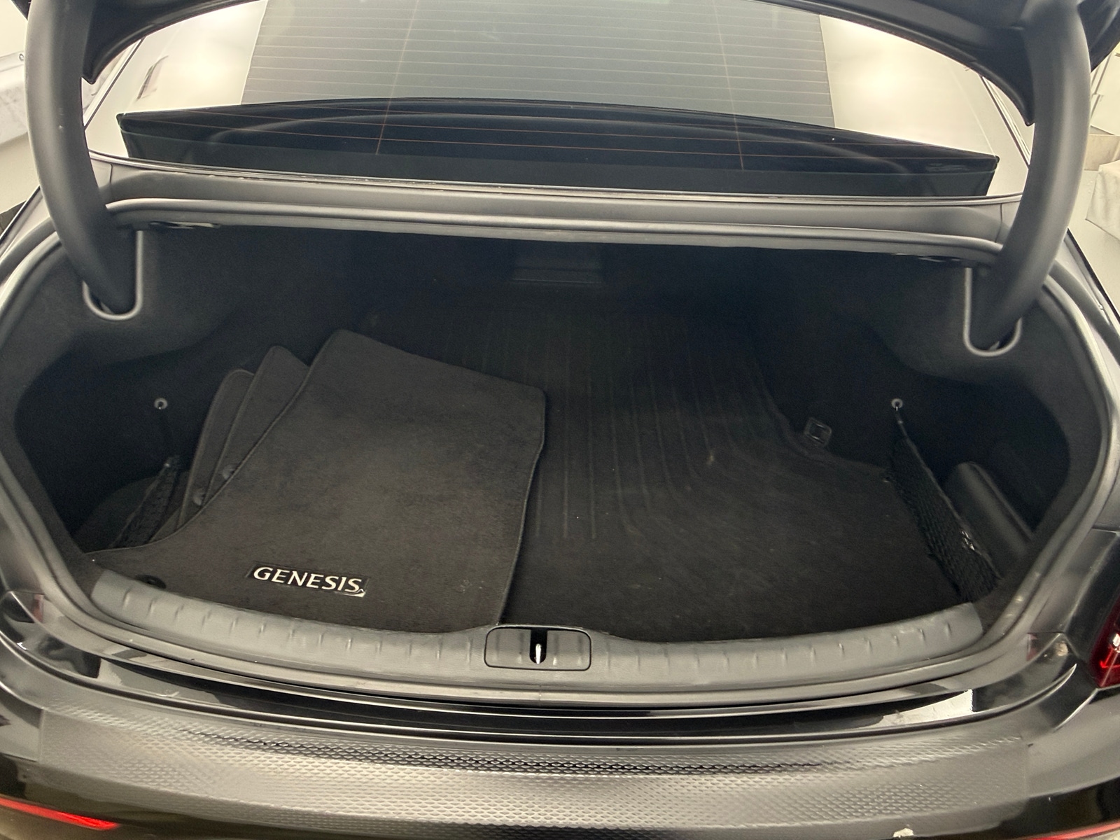 Thumbnail: 2024 Genesis G80 - 6