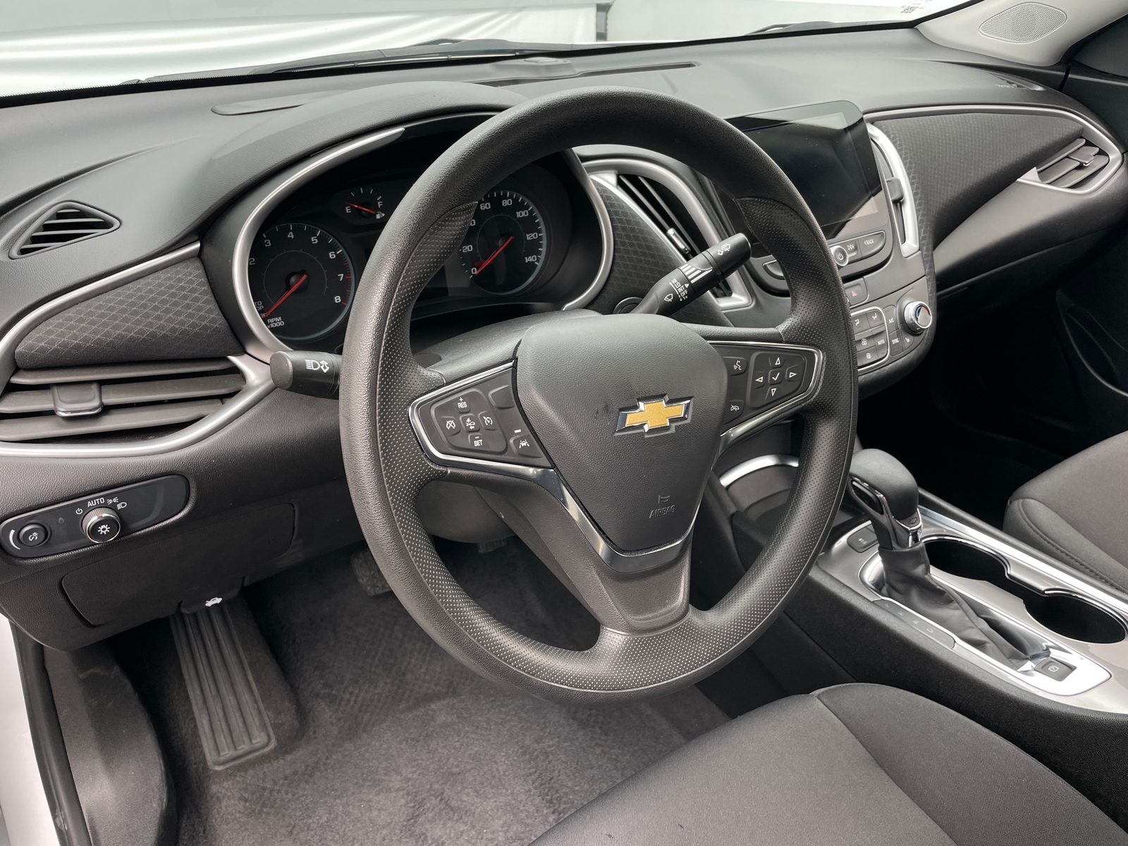 Thumbnail: 2024 Chevrolet Malibu - 5