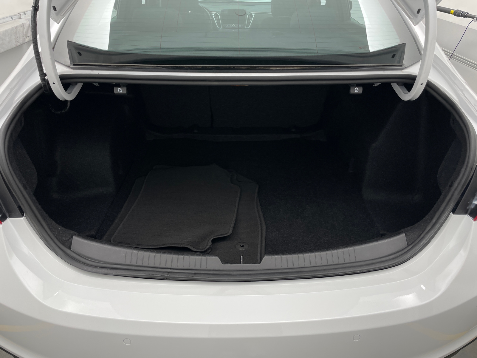 Thumbnail: 2024 Chevrolet Malibu - 7