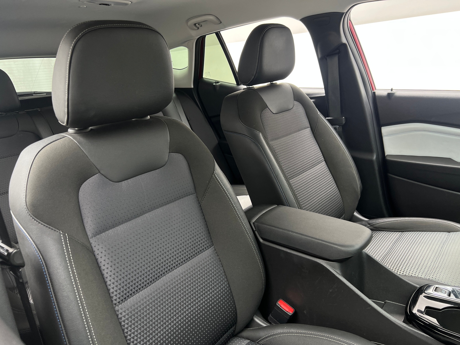 Thumbnail: 2025 Chevrolet Trax - 2