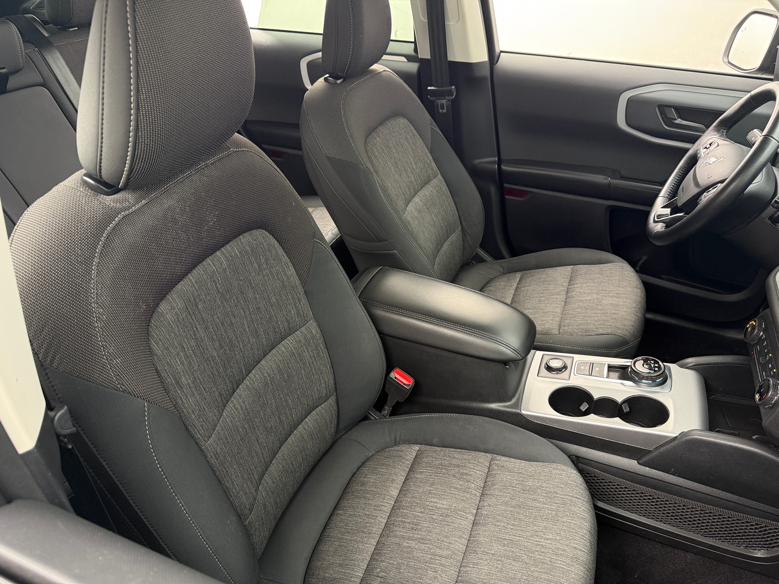 Thumbnail: 2022 Ford Bronco Sport - 2