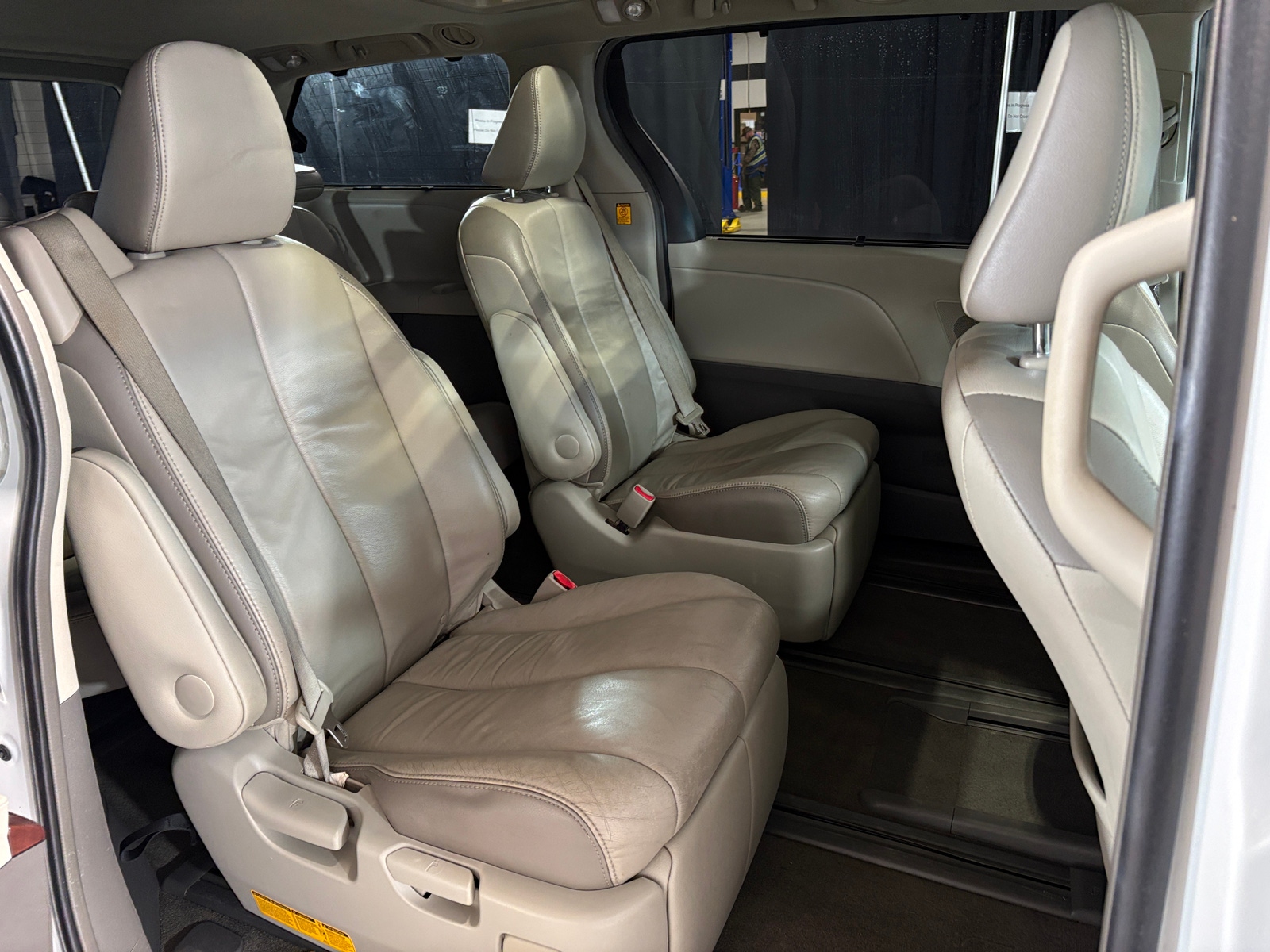 Thumbnail: 2013 Toyota Sienna - 5