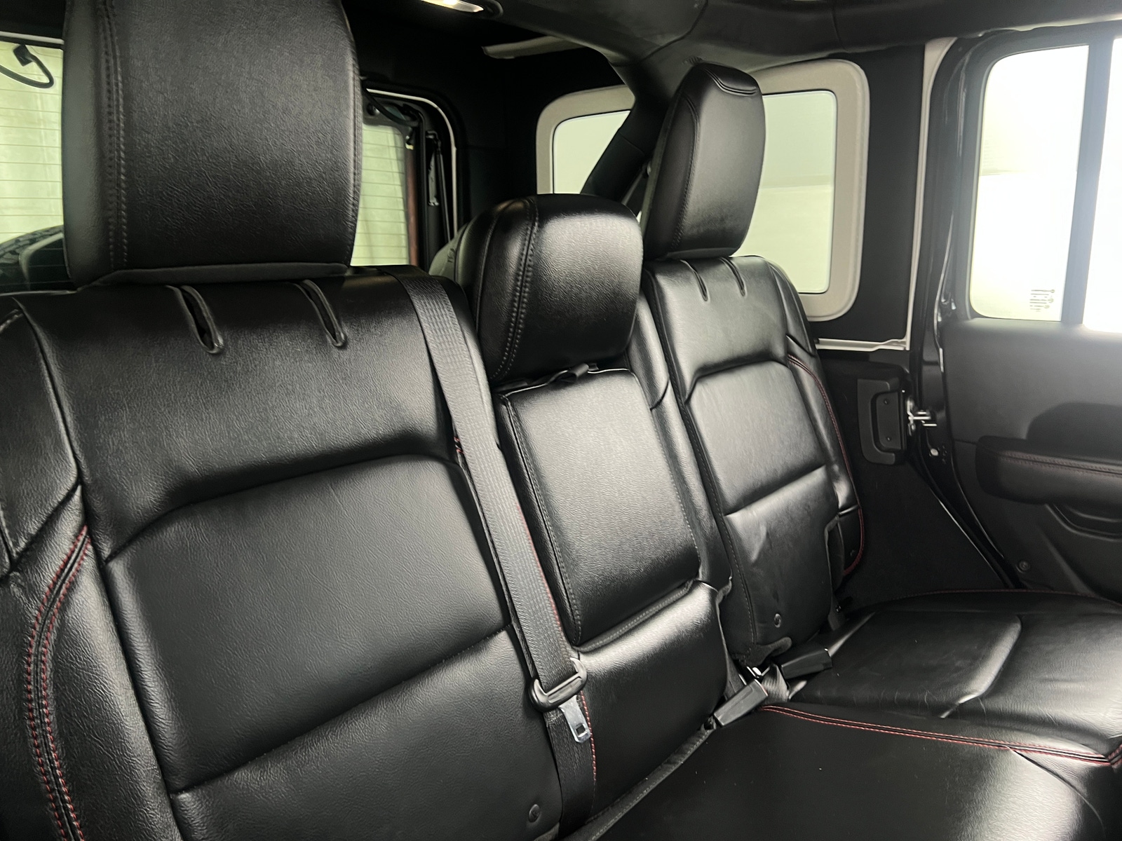 Thumbnail: 2018 Jeep Wrangler - 5