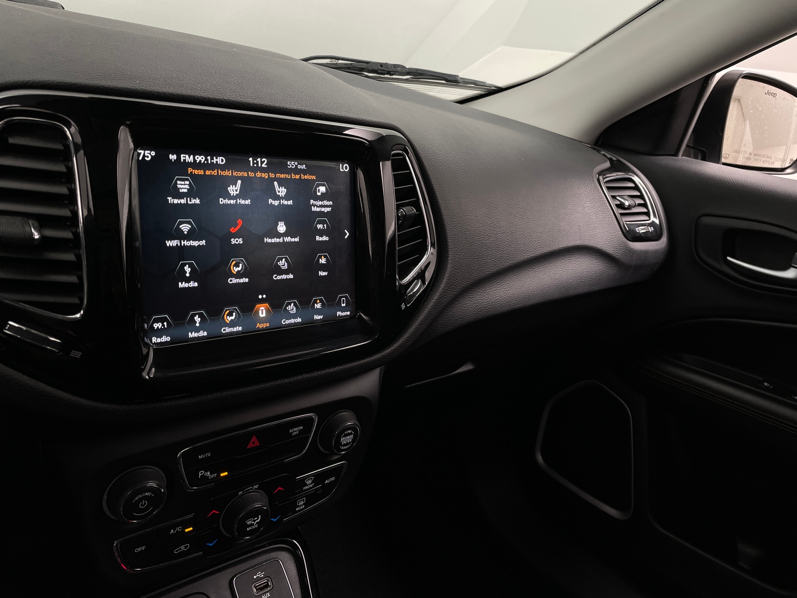 Thumbnail: 2018 Jeep Compass - 3