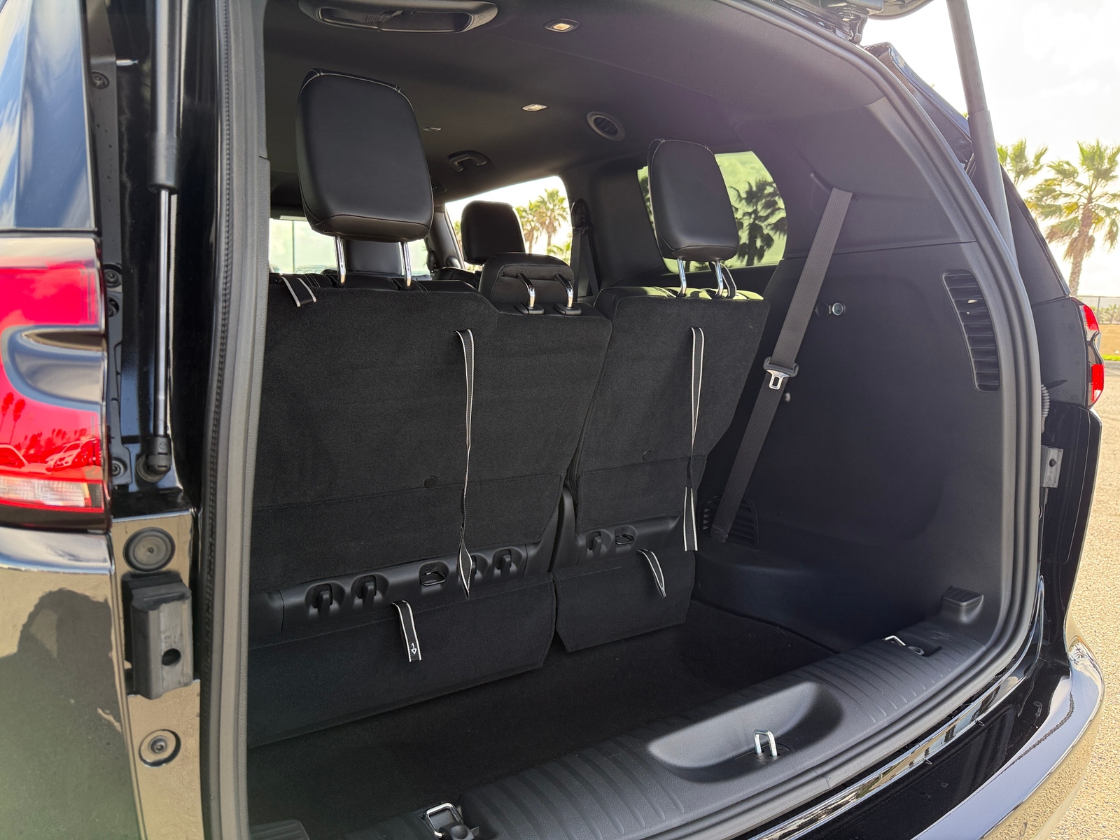 Thumbnail: 2026 Chrysler Pacifica - 6