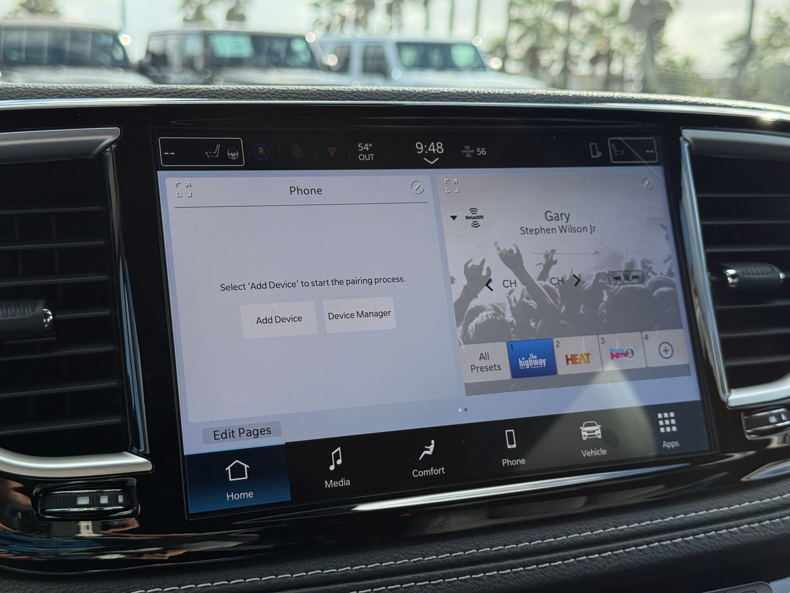 Thumbnail: 2026 Chrysler Pacifica - 3