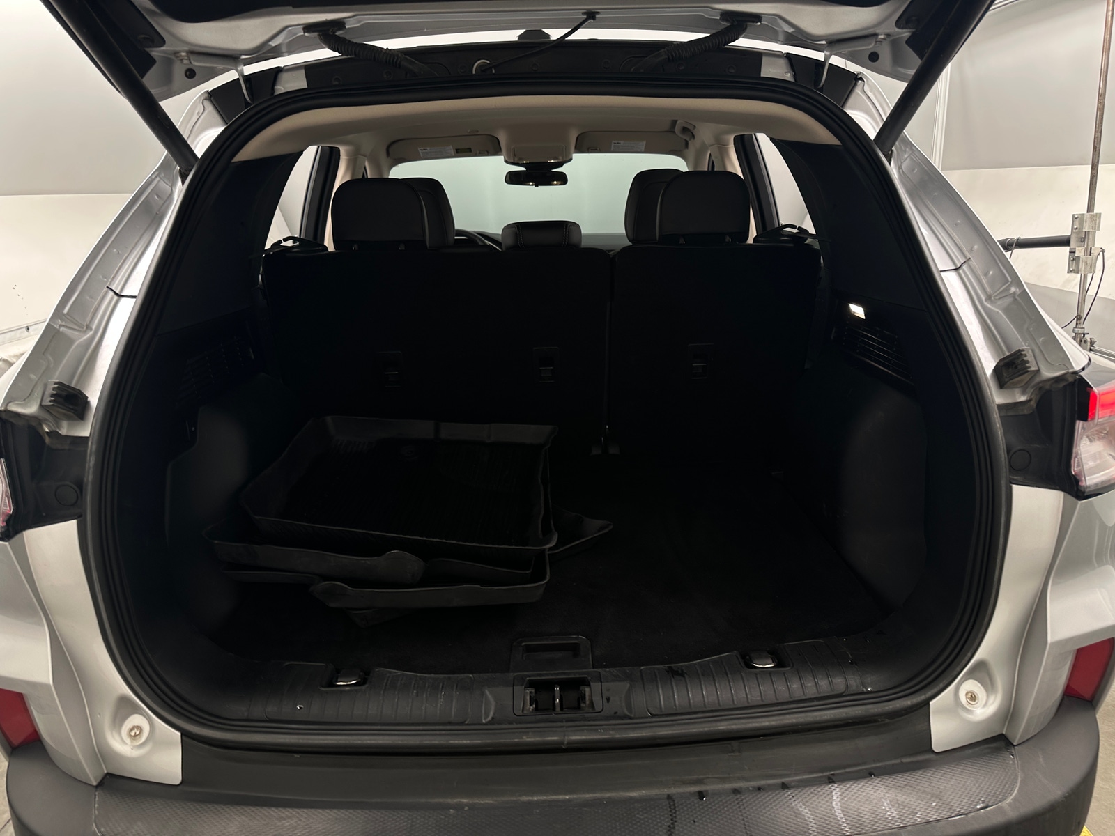 Thumbnail: 2020 Ford Escape - 6