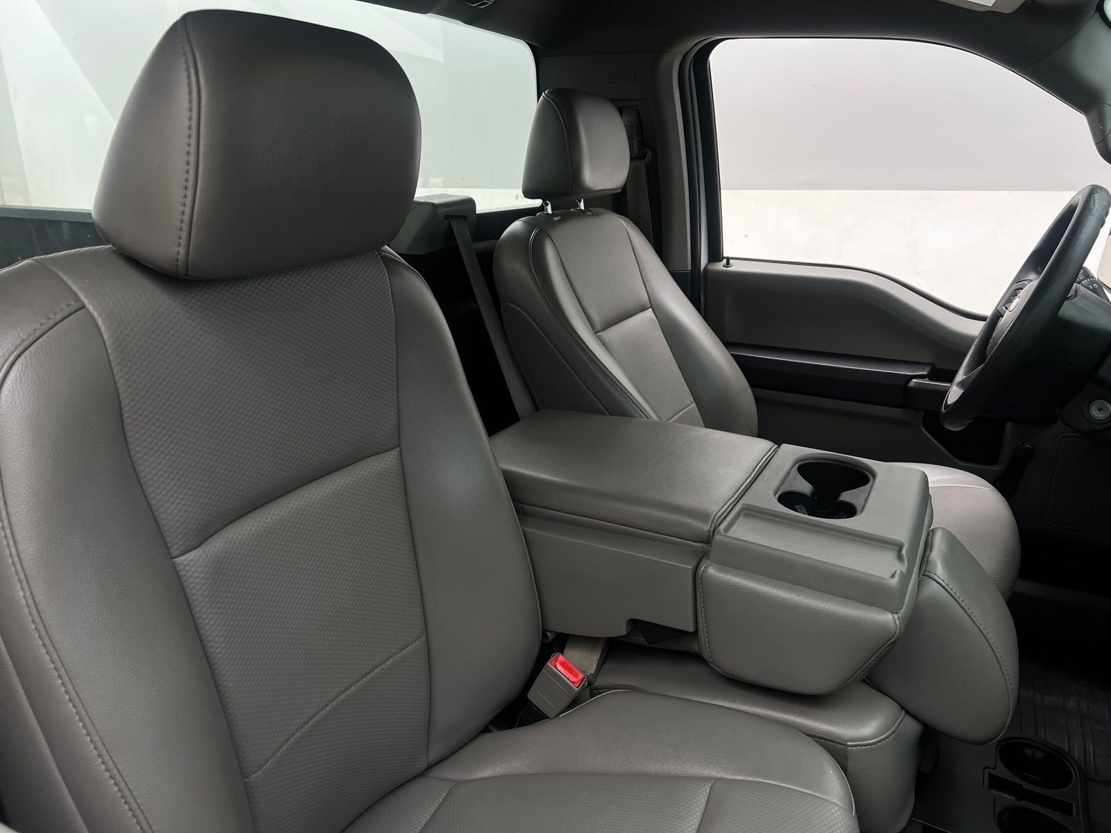 Thumbnail: 2019 Ford Econoline - 2