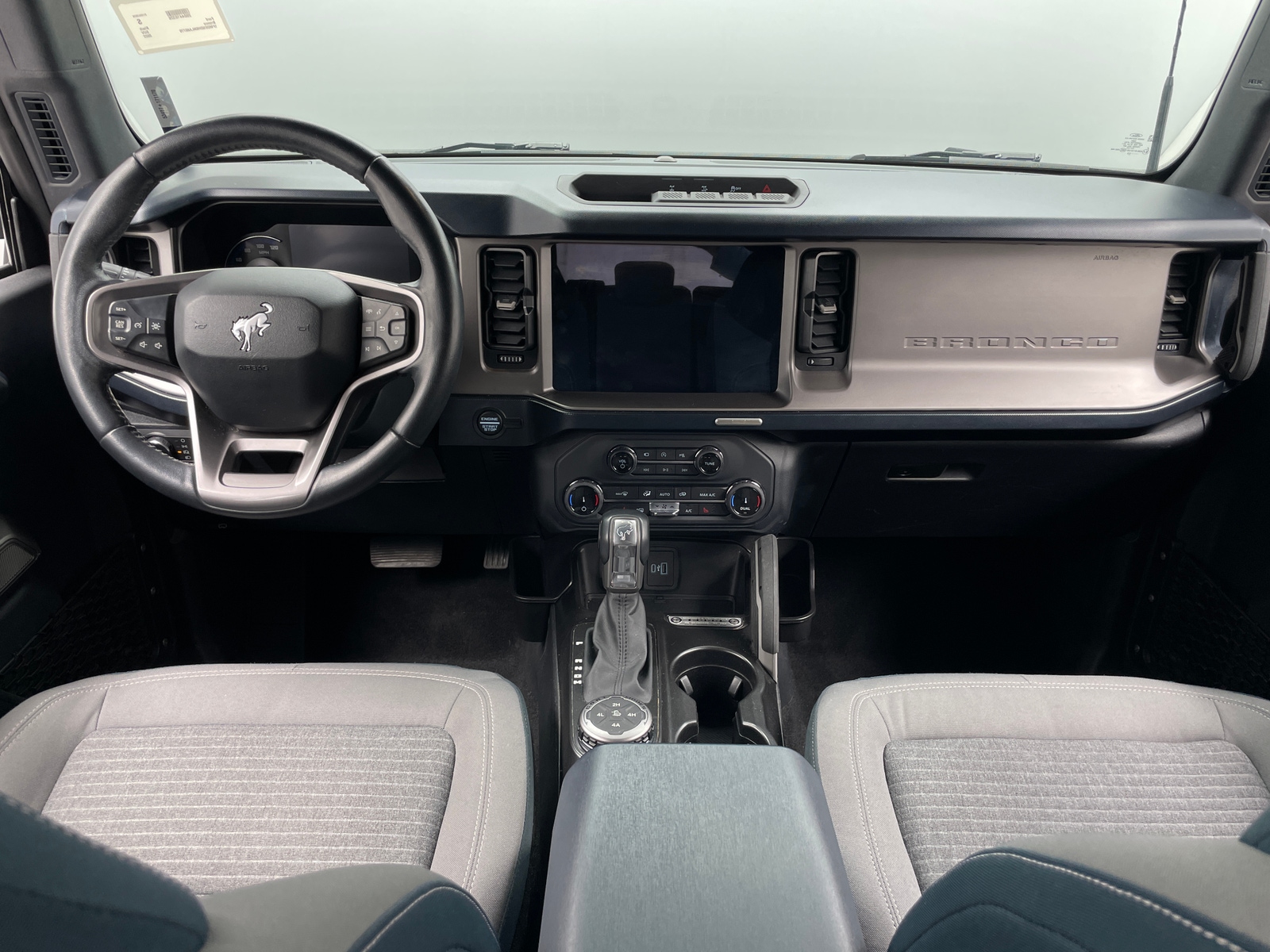 Thumbnail: 2022 Ford Bronco - 3