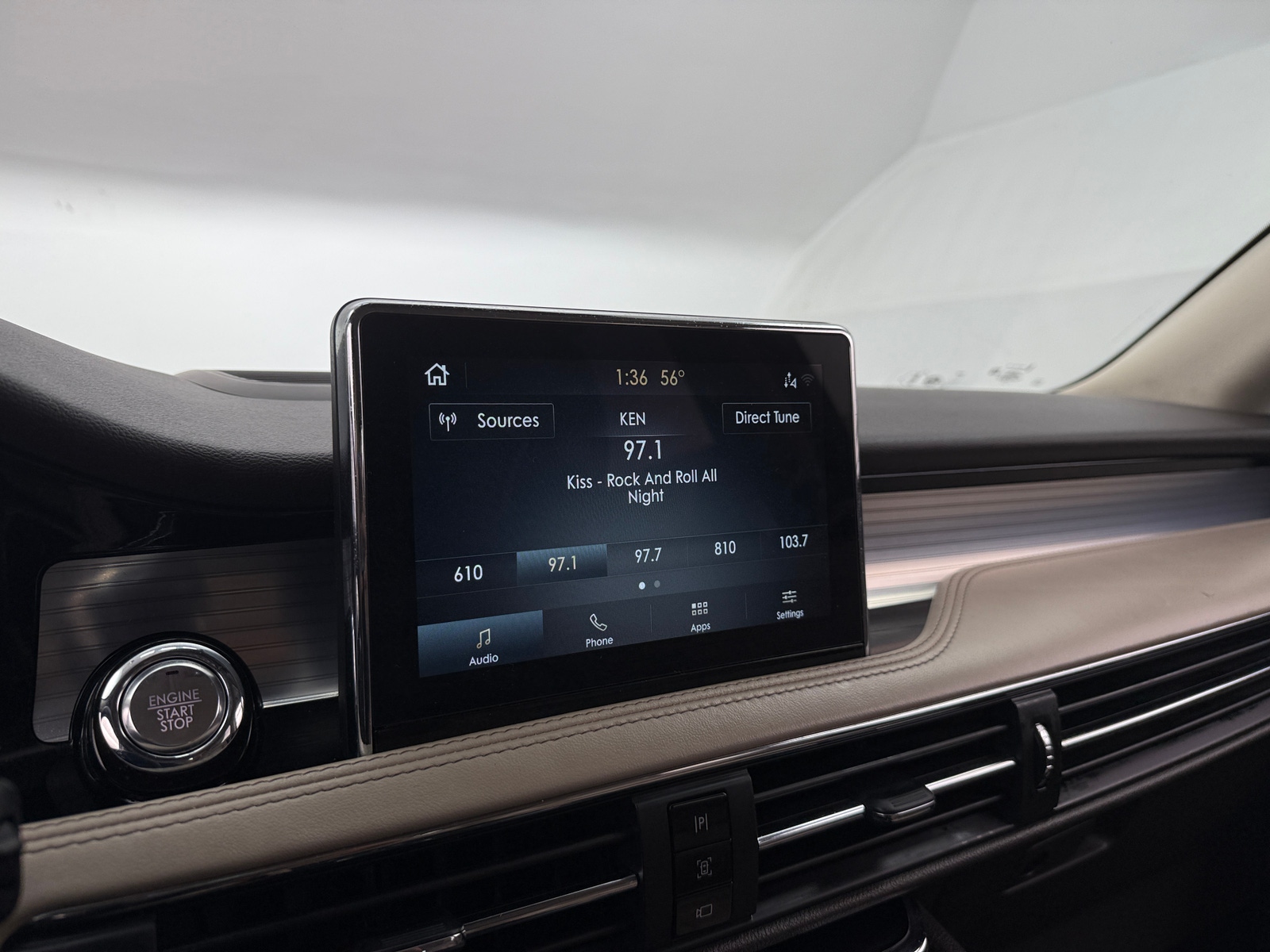 Thumbnail: 2022 Lincoln Corsair - 3