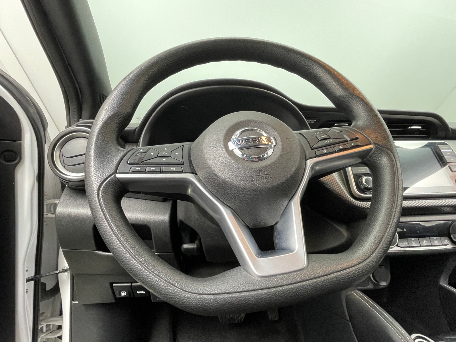 Thumbnail: 2020 Nissan Kicks - 5