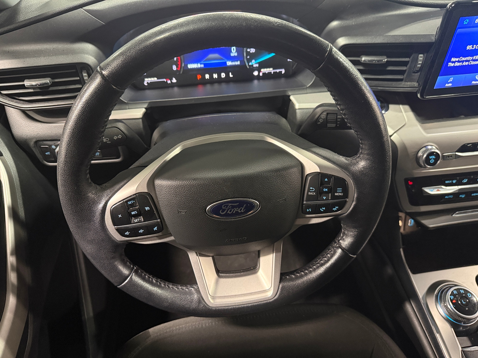 Thumbnail: 2022 Ford Explorer - 5