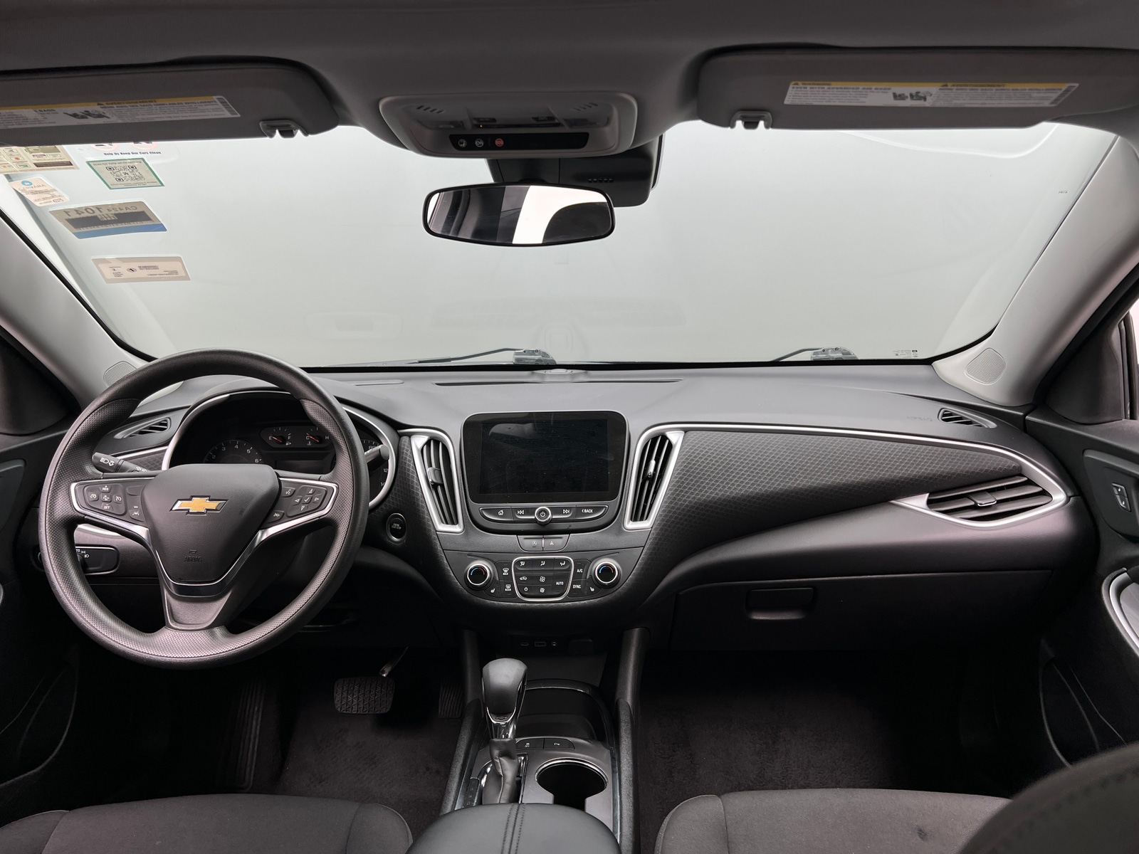 Thumbnail: 2024 Chevrolet Malibu - 3