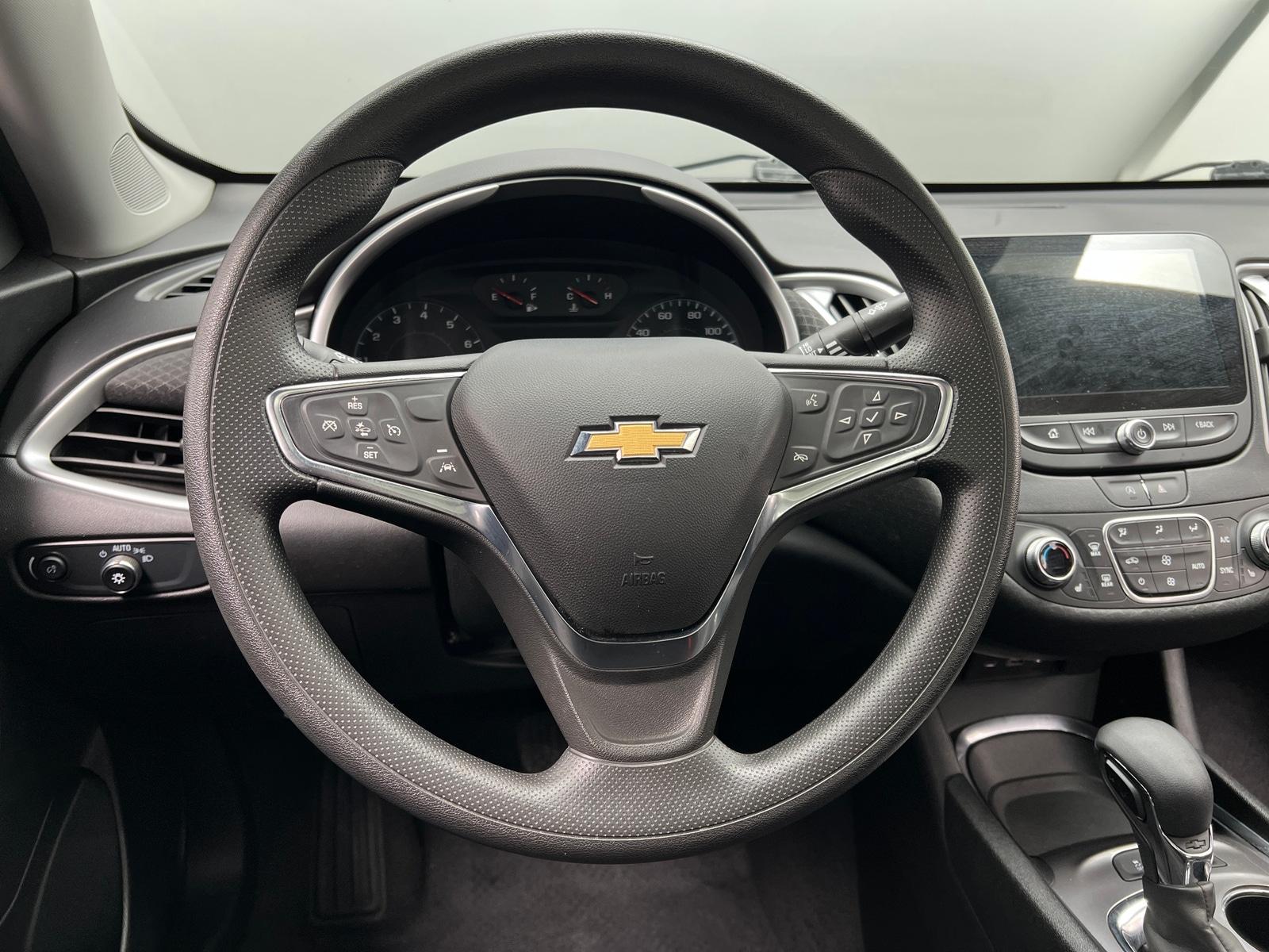 Thumbnail: 2024 Chevrolet Malibu - 5