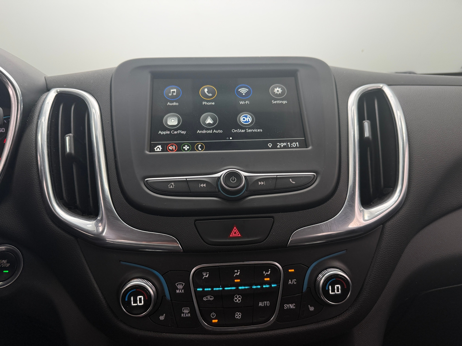 Thumbnail: 2019 Chevrolet Equinox - 4