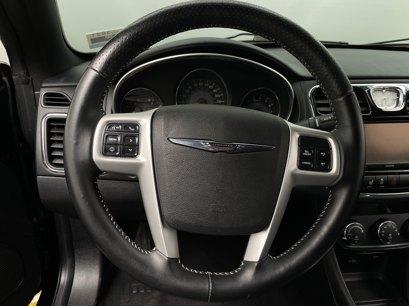 Thumbnail: 2012 Chrysler 200 - 4