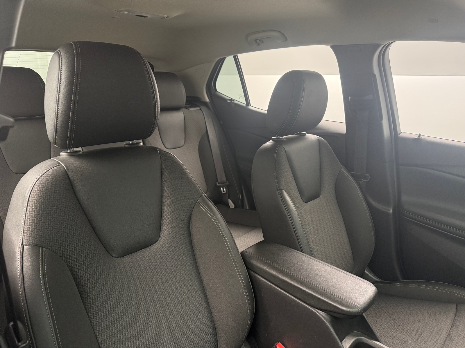 Thumbnail: 2025 Buick Encore GX - 2