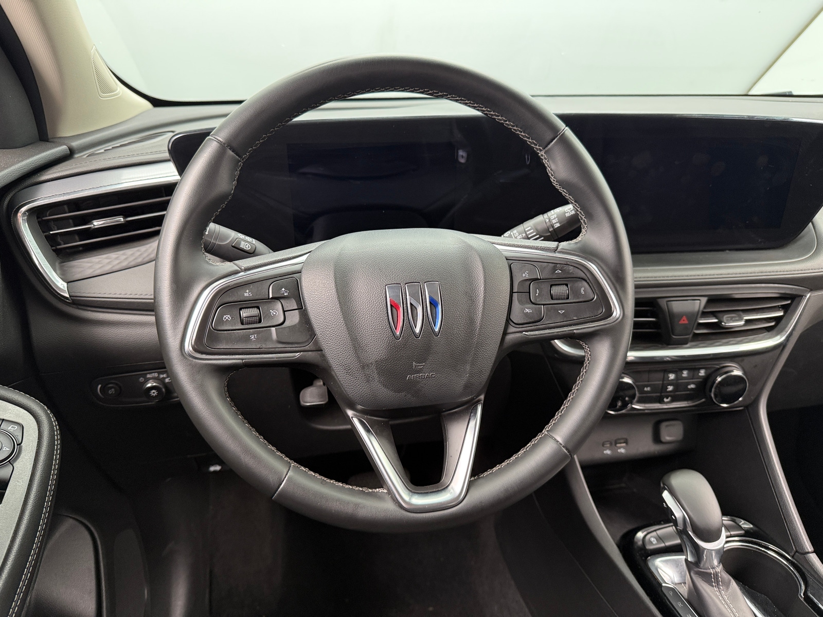 Thumbnail: 2025 Buick Encore GX - 5