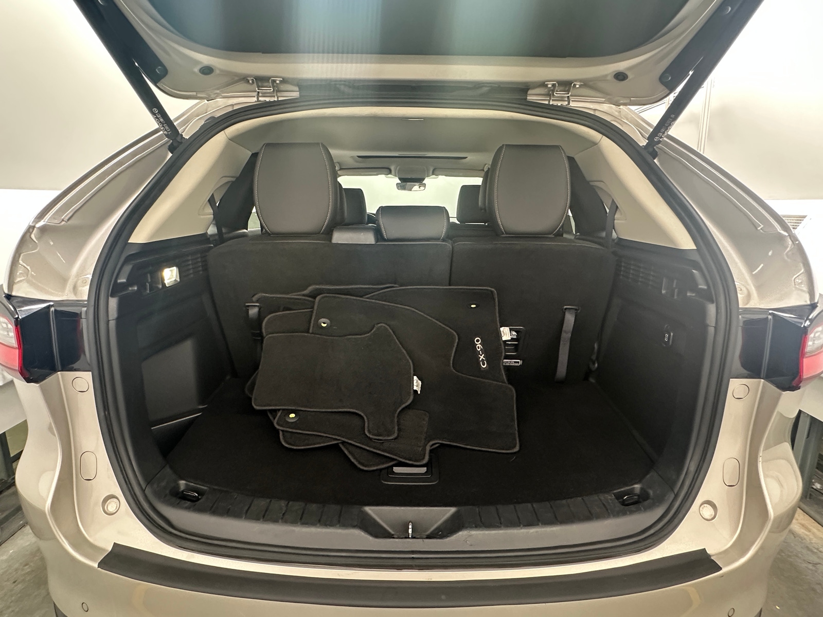 Thumbnail: 2025 Mazda CX-90 - 6